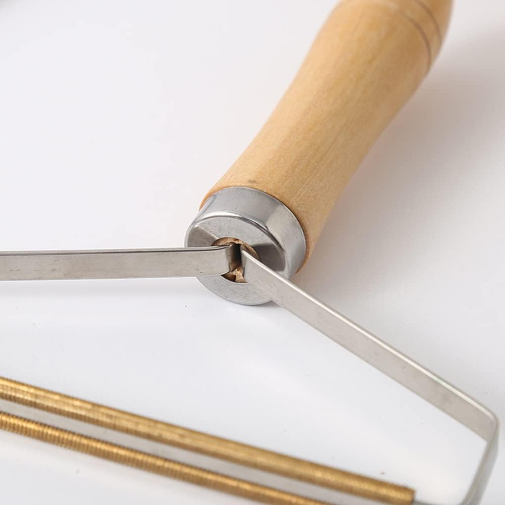 Tongke Pet Hair Remover, Lint Shaver, Lint Remover, Reusable Double Sided Lint Roller with Beech Wooden Handle, Easy to Clean Dog Hair & Cat Hair Dust in Carpets image number 2