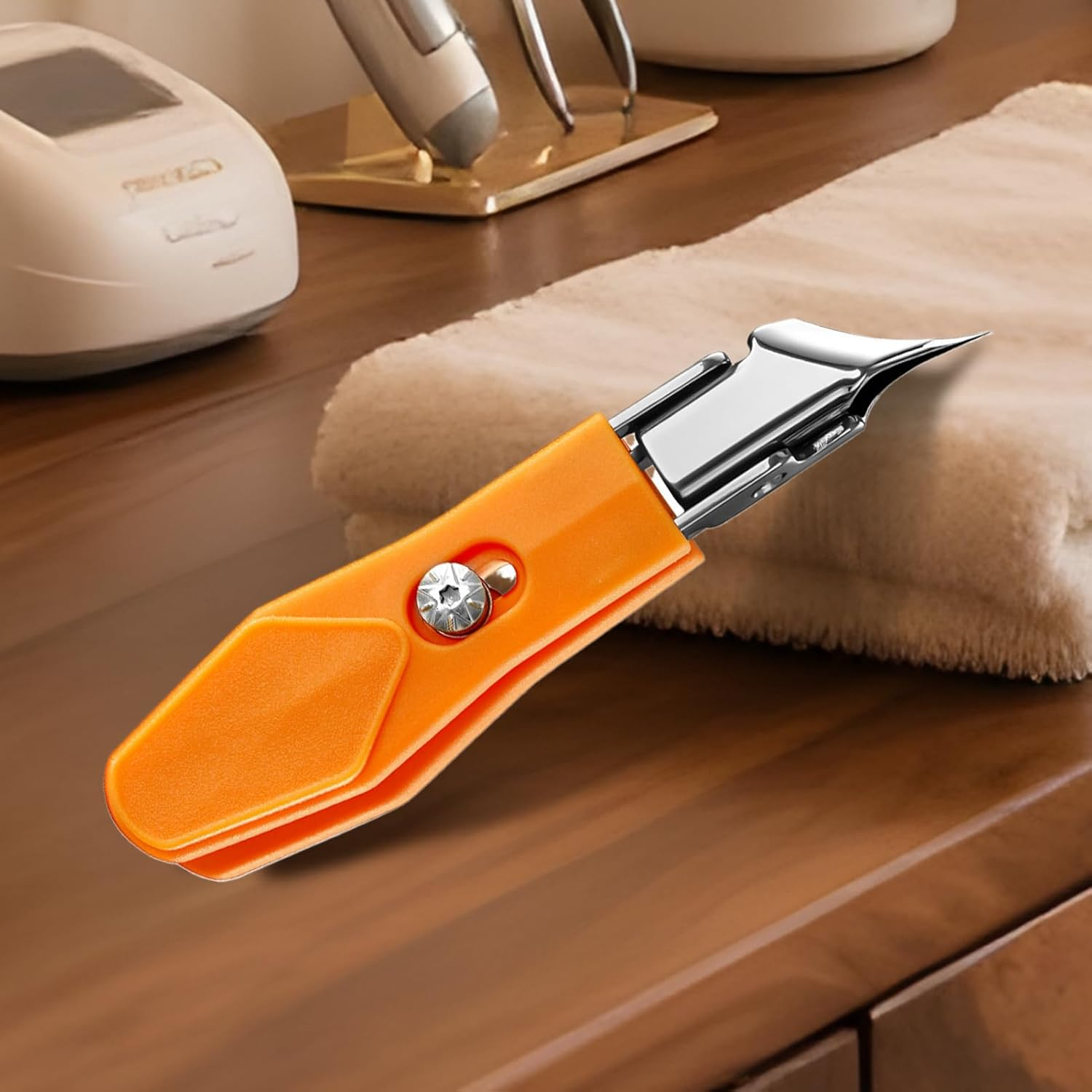 Wesleyyy Curved Nail Clippers, Portable Toenail Trimmer, Precision Nail Clippers with Anti-Slip Grip for Salon Manicure Pedicure Home Travel Tool Women Seniors Kids - Green image number 4