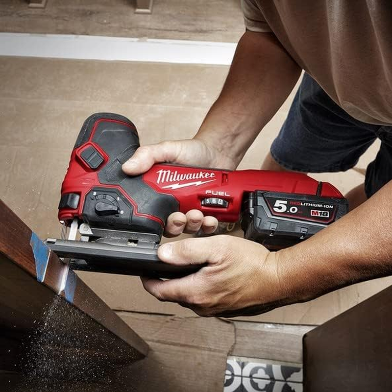 Milwaukee M18FBJS-0 18V Li-Ion Cordless Fuel Barrel Grip Jigsaw - Skin Only image number 2
