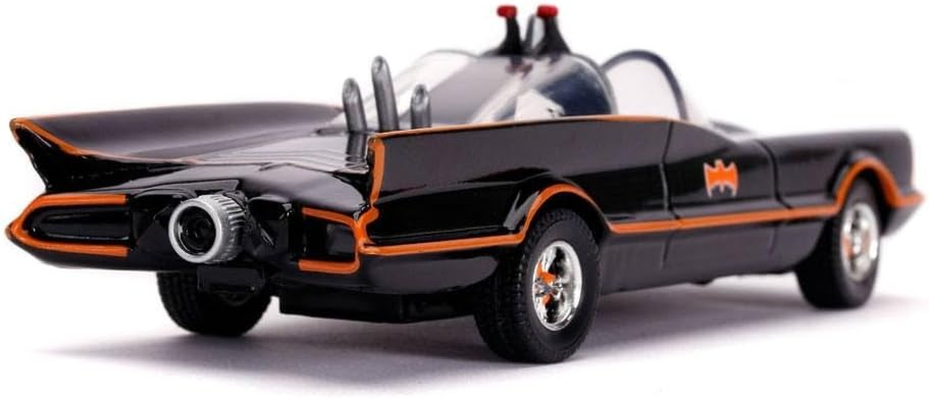 Jada Toys DC Comics 1:32 Classic TV Series 1966 Batmobile Die-Cast Car with Batman Figure image number 4