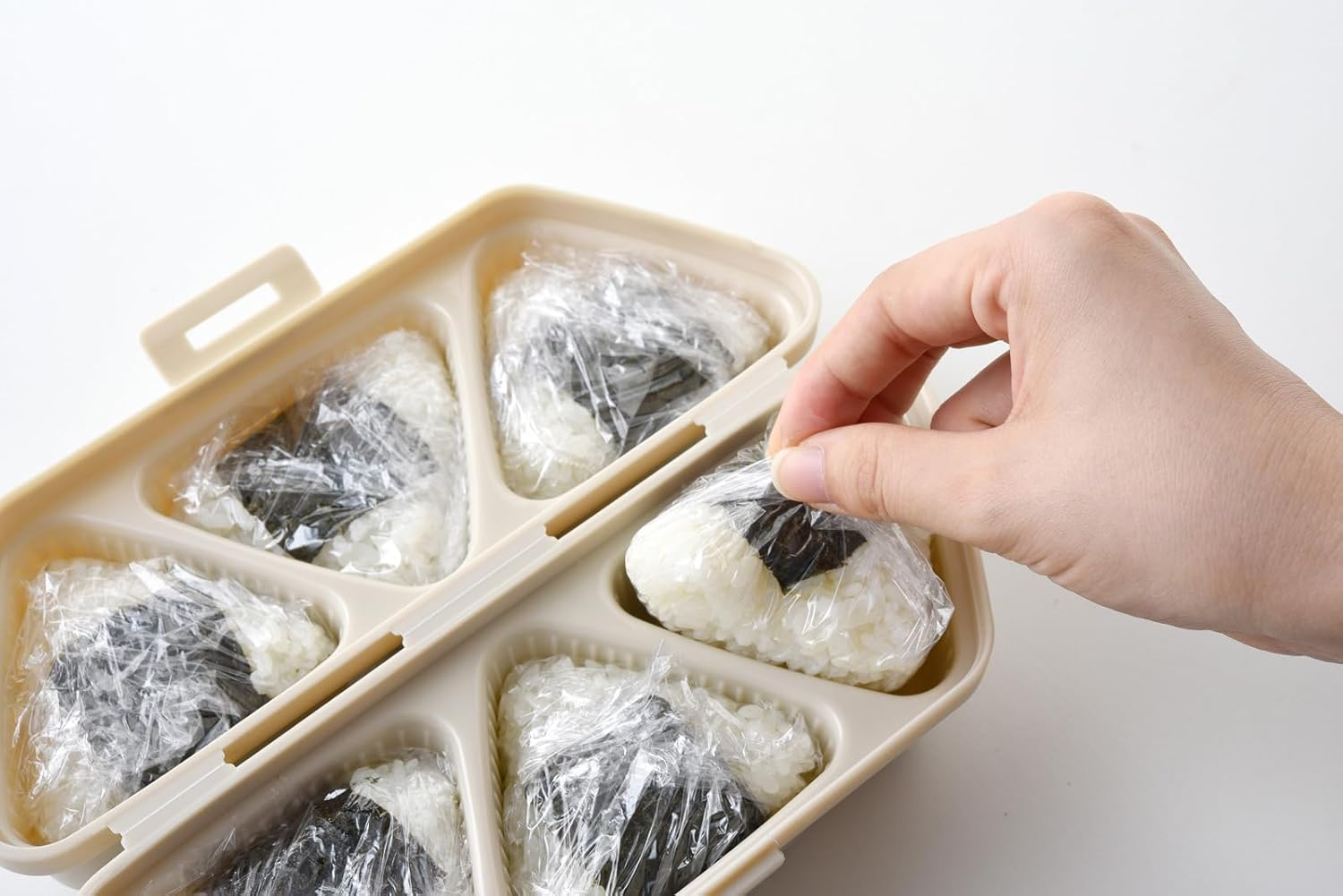 Ernest A-77371 Rice Ball Case, Bento Box (Side Dishes OK), Rice Ball Mold (Easy Onigiri Kit & Case, Musbeat), Popular Brand of Major Restaurants, Beige, image number 4