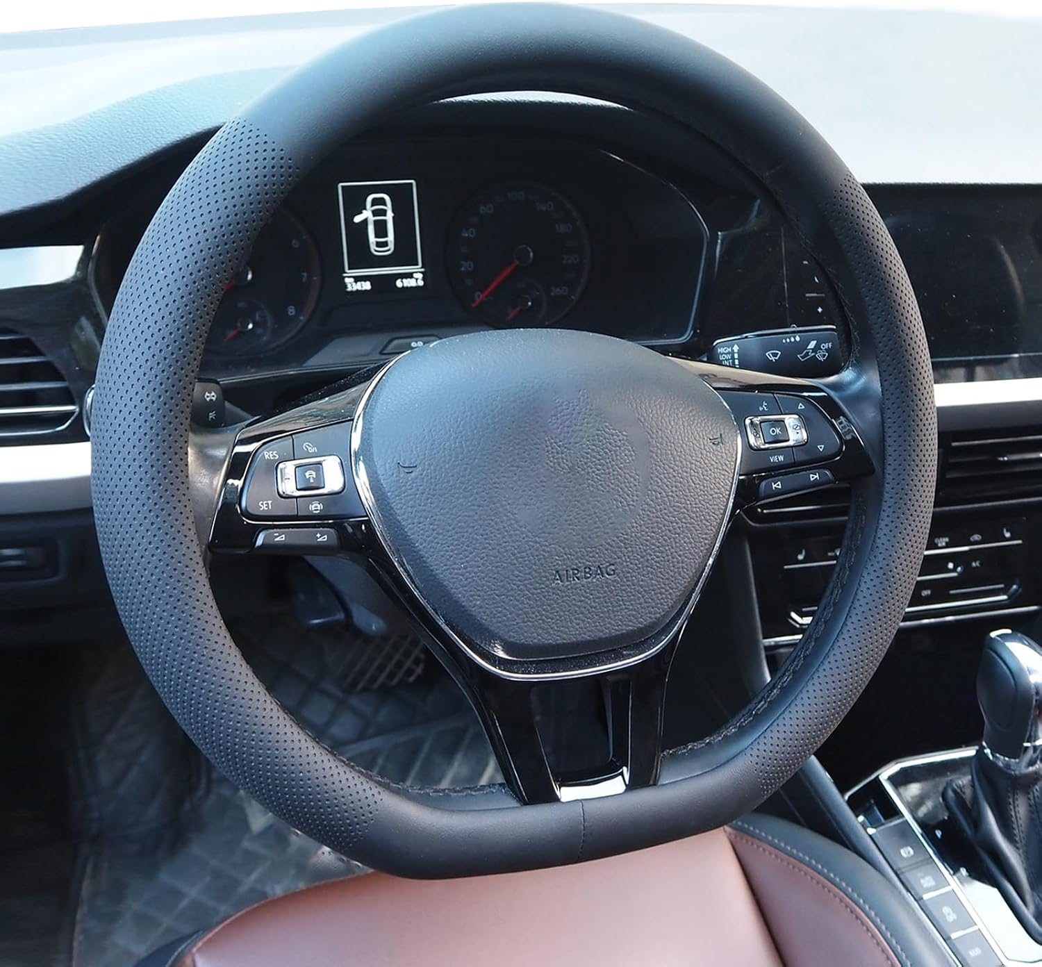 Nappa Leather Car Steering Wheel Cover for 14-15 Inches, Anti-Slip Soft Leather Steering Wheel Cover Full Surround, Universal Breathable O-Shaped, D-Shaped Steering Wheel Protector (Black-D Shaped) image number 6