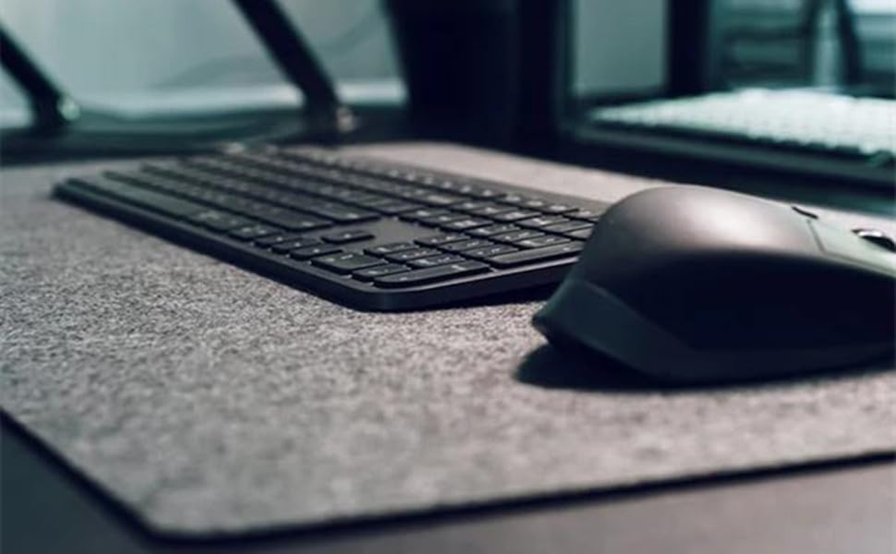 Desk Pad, Desk Protector Pad, Non-Slip 0.12 Inch Thick Large Mouse Pad, Felt Desk Mat, Writing Mat for Office and Home (Light Gray, 90 * 30CM) image number 4