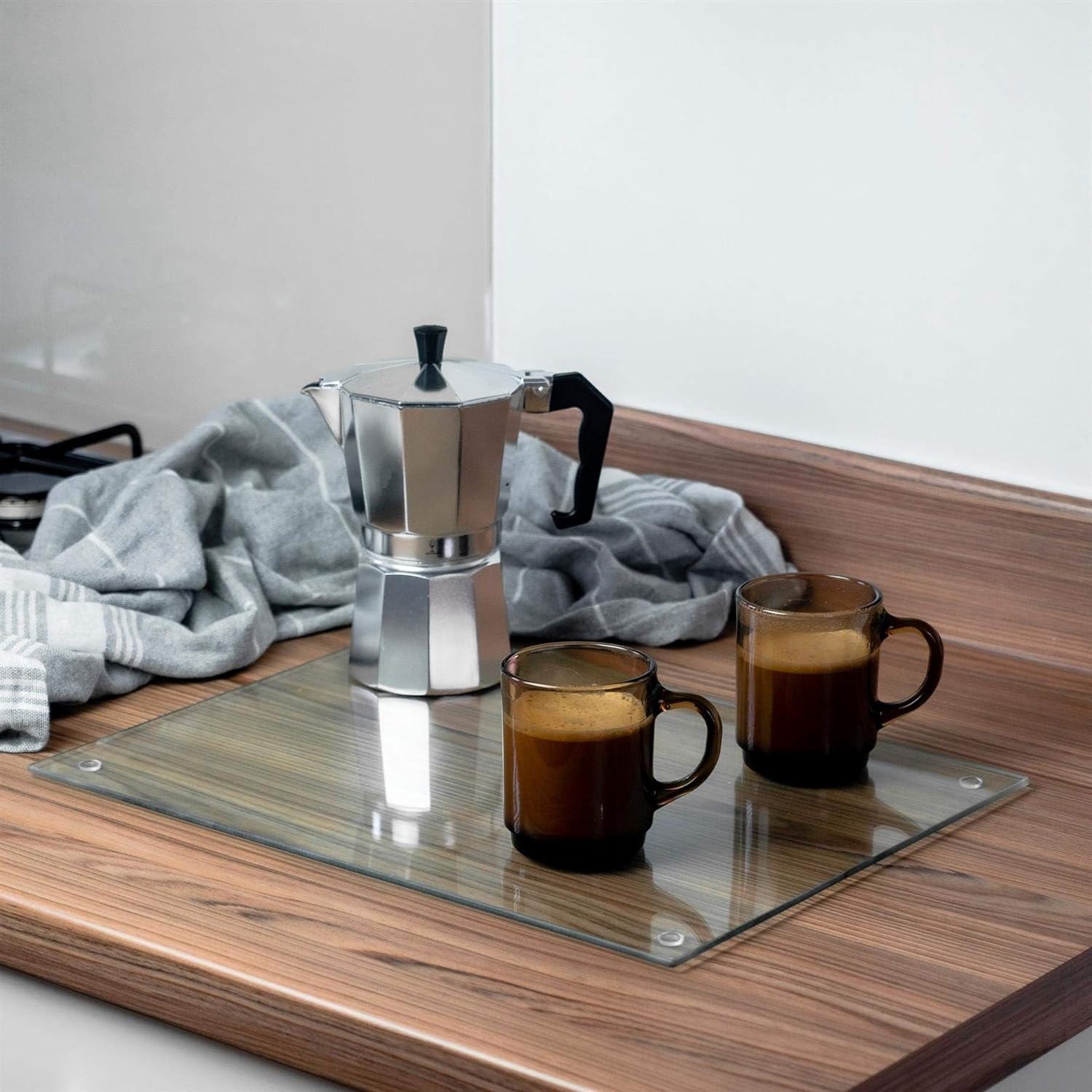 Harbour Housewares Glass Chopping Board - 40X30Cm - Clear - Medium Dining Place Mats Cutting Mat Worktop Saver for Kitchen Cooking, Baking, Vegetable Preparation image number 5