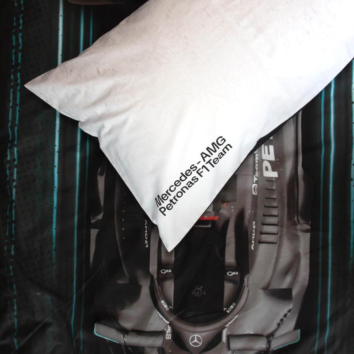 Character World Mercedes AMG Petronas Official Single Duvet Cover Set, Skyline Design | Grey Reversible 2 Sided Formula One Bedding Cover Official Merchandise Including Matching Pillow Case, Gray image number 6