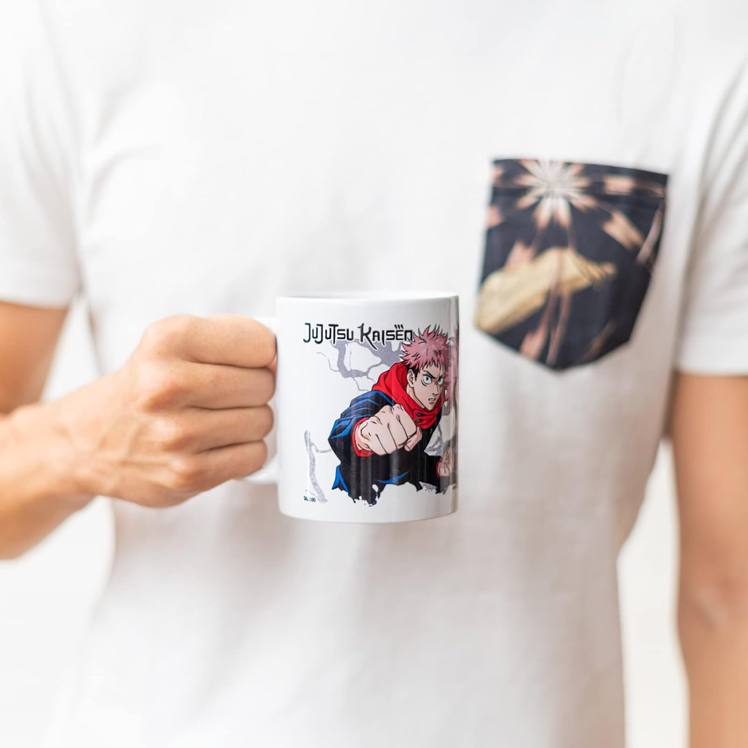 Grupo Erik Jujutsu Kaisen Yuji & Sukuna Ceramic Mug | 35 Cl - 350 Ml | 3.74 X 3.15 Inch - 9.5 X 8 Cm | Jujutsu Kaisen Mug | Coffee Mug | Tea Mug | Jujutsu Kaisen Manga image number 5