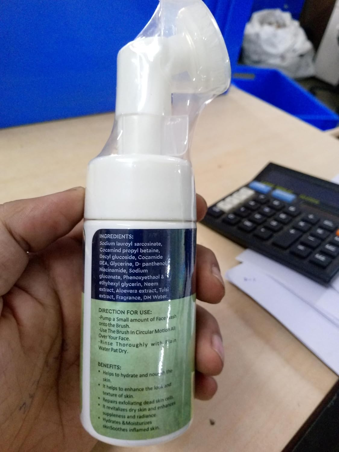 SWOSH Aloe Vera & Neem Foaming Face Wash for Pimple Prone & Oily Skin- No Parabens, Sulphate, Silicones & Color (With Built-In Face Brush), 100 Ml/ 3.38 Fl Oz image number 2