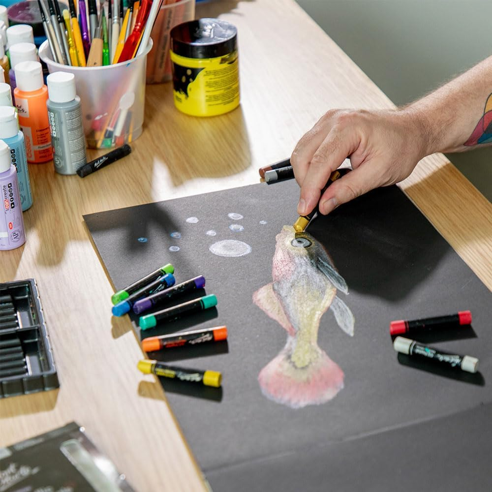 Mont Marte Metallic Oil Pastels Signature 12Pc, Assorted Metallic Colours, Vibrant and Buttery, Versatile Art Pastels for Blending, Layering & Shading, Ideal for Art, Craft, Colouring and Sketching image number 5