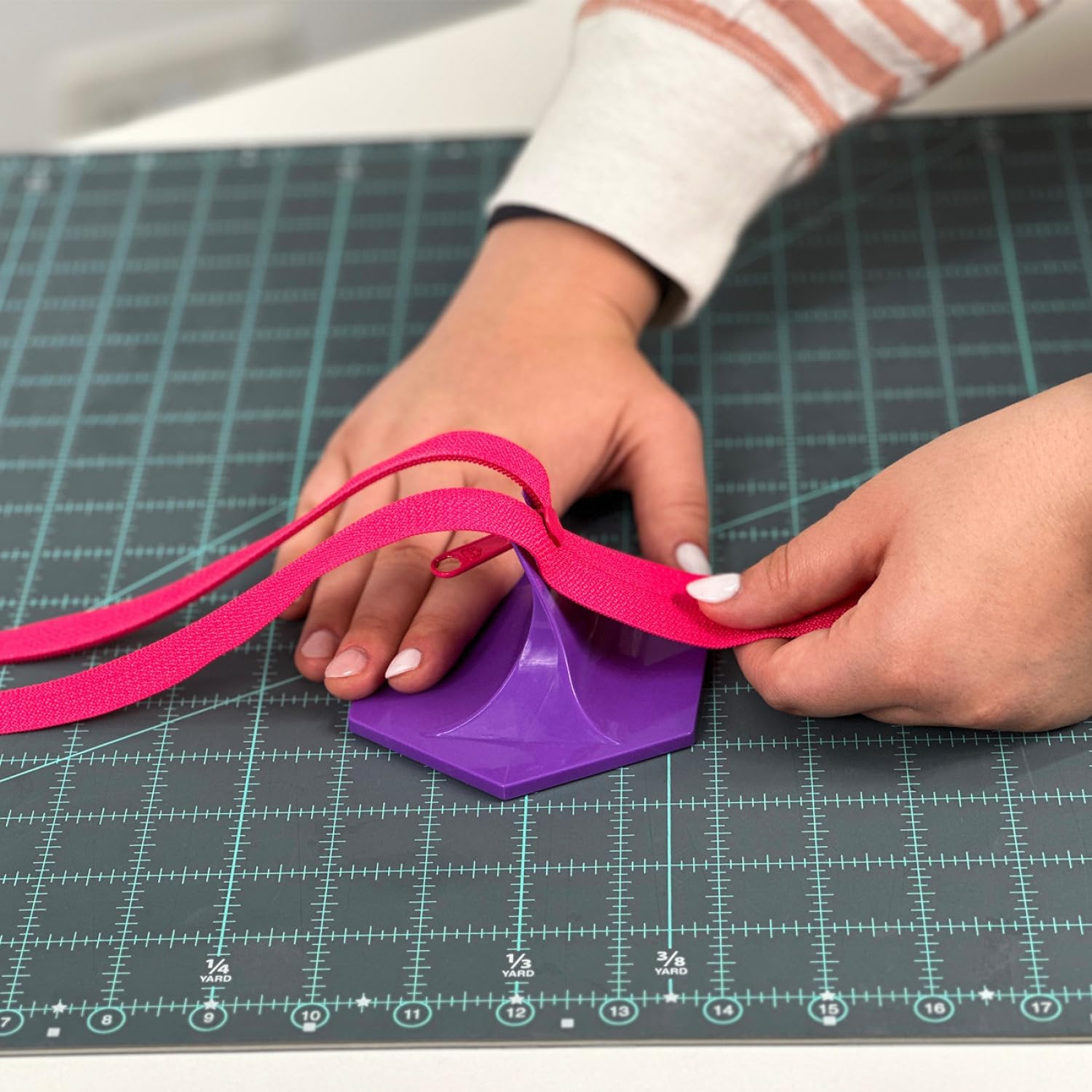 Gypsy Quilter Handy Zipper Jig Gypsy Purple