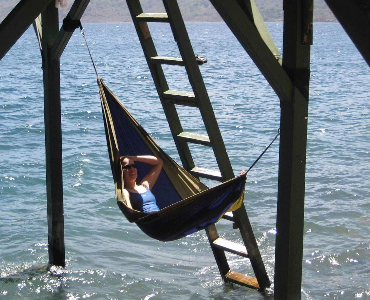 Vivere Nylon Double Parachute Camping Portable Hammock, Navy/Olive - Beige/Navy image number 3