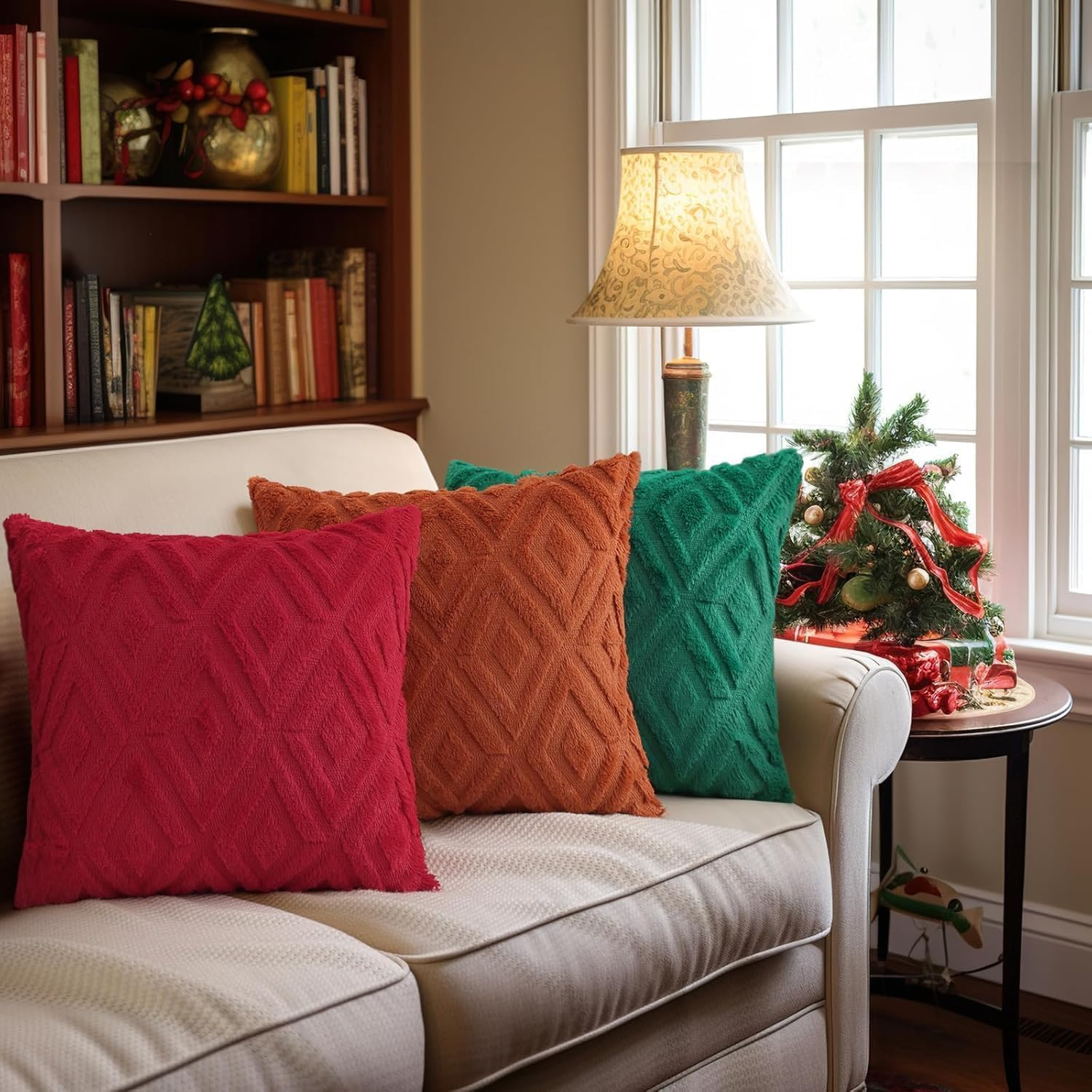 2Pcs Soft Faux Fur Throw Pillow Covers 18X18 - Plush Short Wool Velvet Decorative Pillow Covers - Couch Sofa Pillow Covers for Living Room - with 3D Diamond Pattern (Red) image number 2