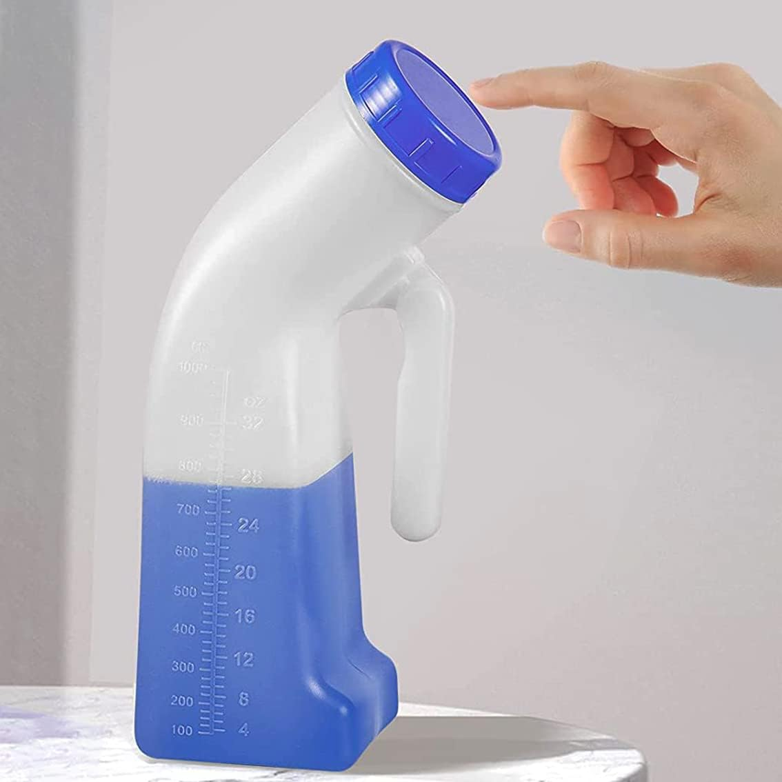 Women Urinals, Portable Pee Cup with Screw Cap Lid and Funnel, Anti-Tipover Design and Sprillproof, Urinal for Women and Men Camping, Car Travel, Outdoor (2Pack) image number 1