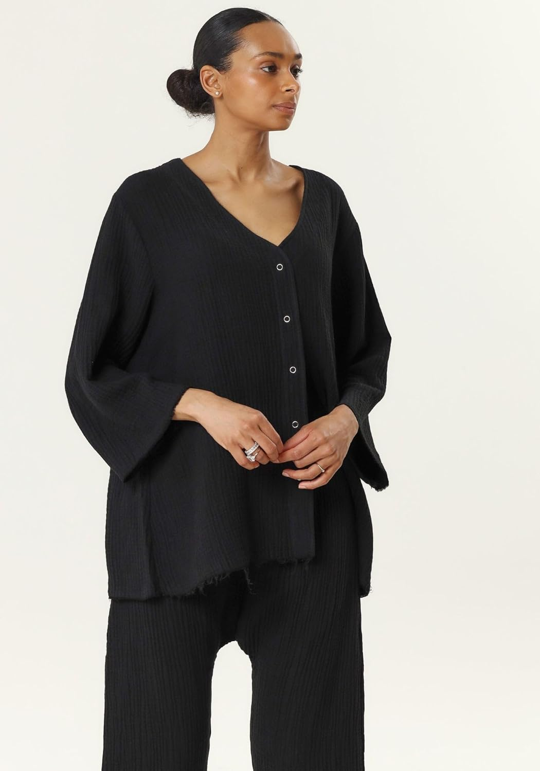 NOTHING FITS but Muslin Gauze Nursing Set, Postpartum Nursing Pajamas Set, Soft Pjs Sleepwear Maternity Loungewear image number 5