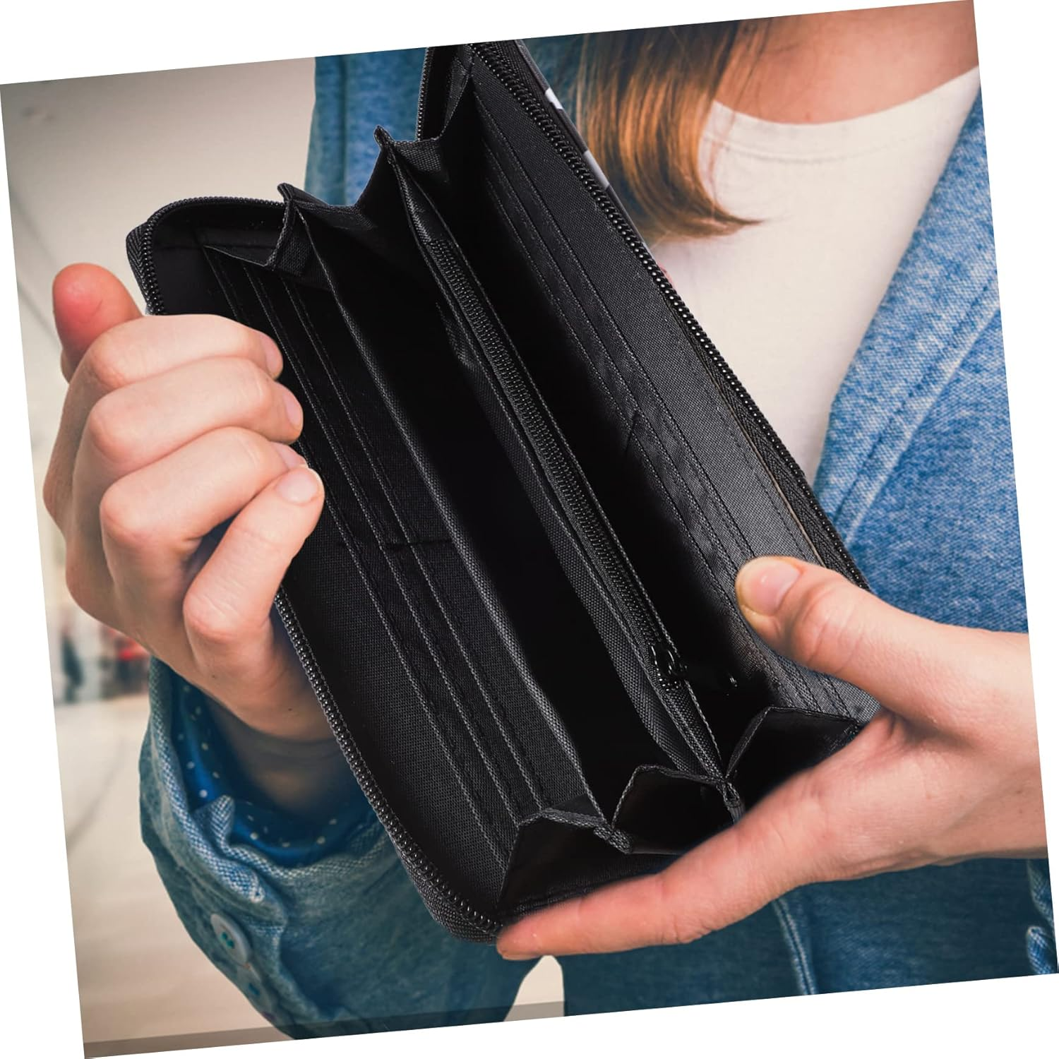 MOBUTOFU Cute Cow Pattern Long Wallet Card Holder Beaded Bracelet Keyring for Women image number 1