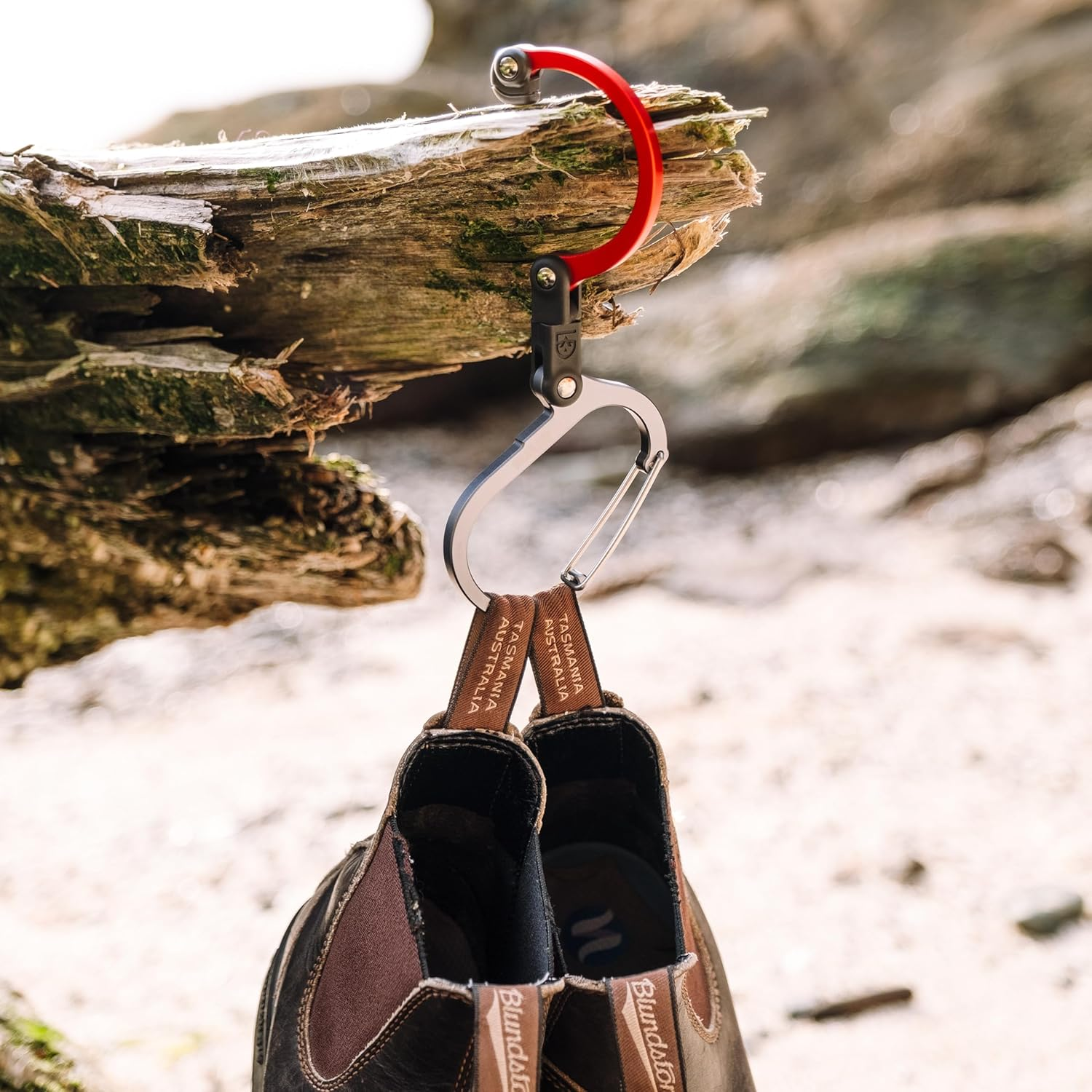 Gear AID HEROCLIP Carabiner Gear Clip and Hook (Medium) for Camping, Backpack, Suitcases and Garage Organization image number 5