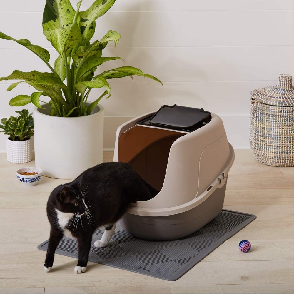 Amazon Basics No-Mess Hooded Cat Litter Box, 61 X 46 X 43 Centimeters, Large image number 5