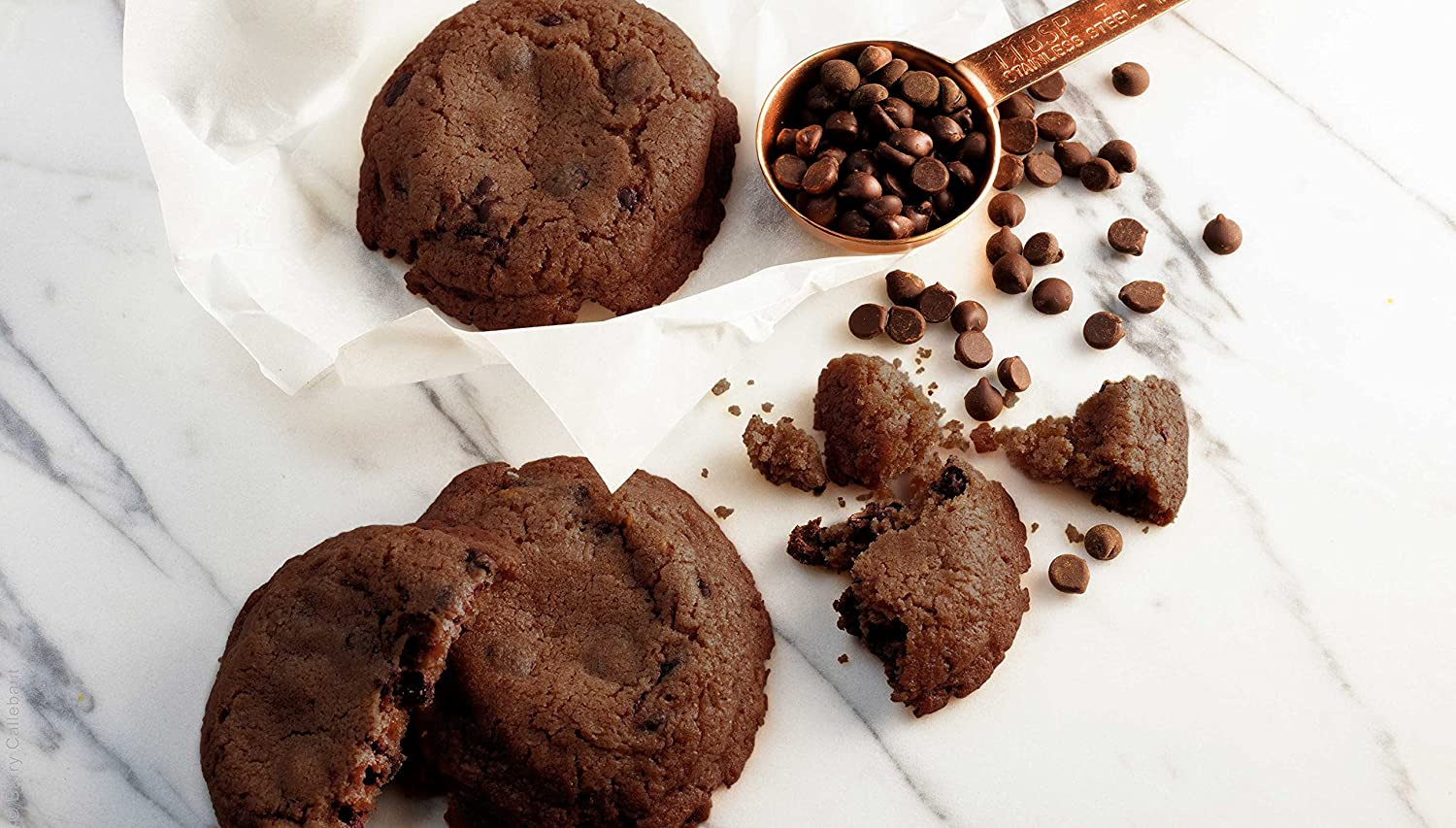 Callebaut Bittersweet Callet 54.5% Finest Belgian Chocolates 1 Kg image number 3