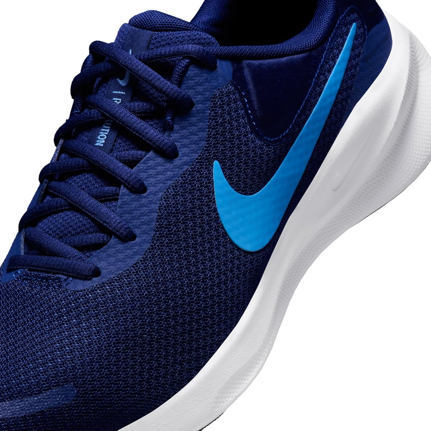 NIKE Men'S Revolution 7 Sneaker image number 1