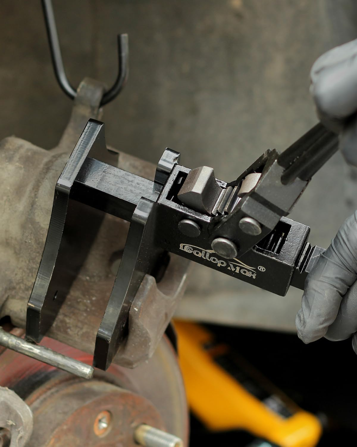 Brake Caliper Compression Tool Multi Piston Brake Pad Spreader Heavy Duty Brake Caliper Tool, Patented image number 3