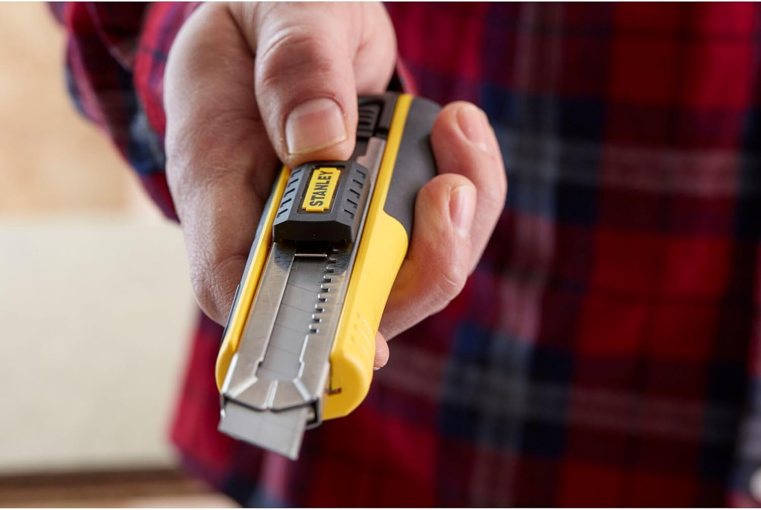 Stanley 0-10-481 Snap off Knife with Magazine, Silver/Yellow