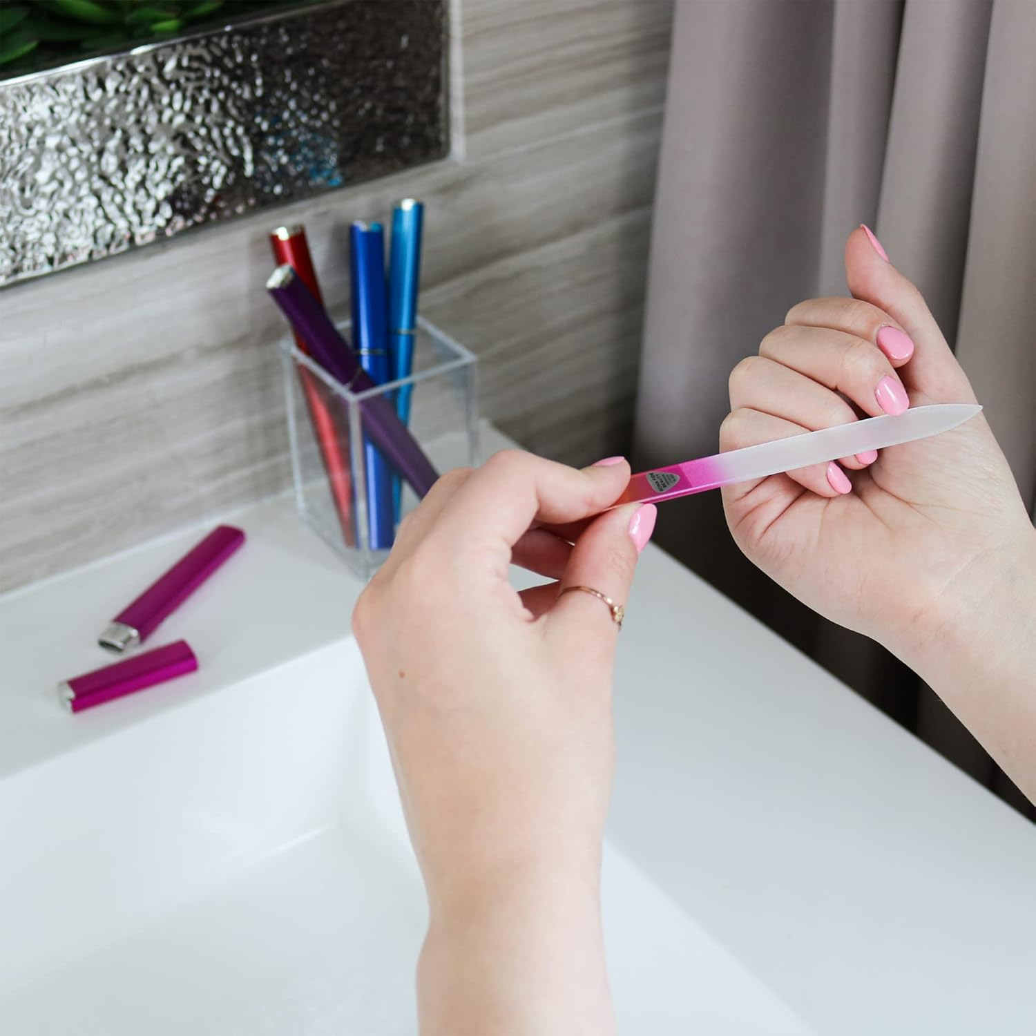 Bona Fide Beauty Glass Nails Files, Professional Manicure Czech Glass Fingernail Files with Cases, Gentle Precision Filing, Leaves Nails Smooth - 5-Piece - Serenity image number 5