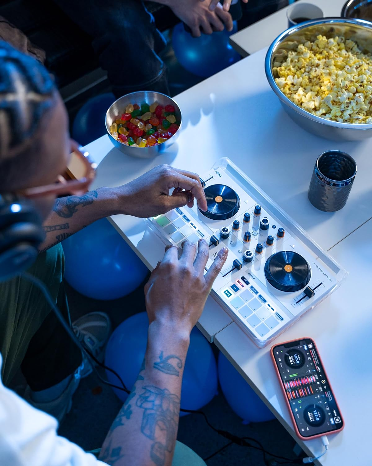 Hercules Djcontrol Mix Ultra &ndash; Mobile DJ Controller for Smartphones (Ios/Android) image number 3