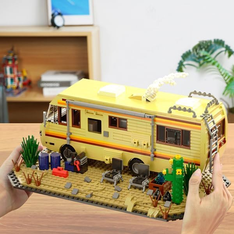 RV Model Car Building Set, Upgraded Classic Scene, Compatible with  Breaking Bad, the for Adults and Avid Fans