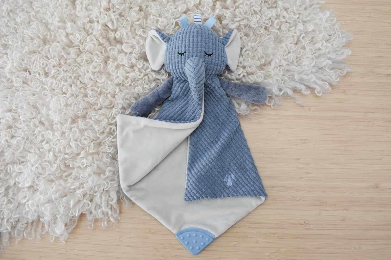 Koala Dream - CY20054 - Snuggle Buddy Trunks Elephant Blanket - Super Soft Plush Comfort for Cozy Cuddles image number 4