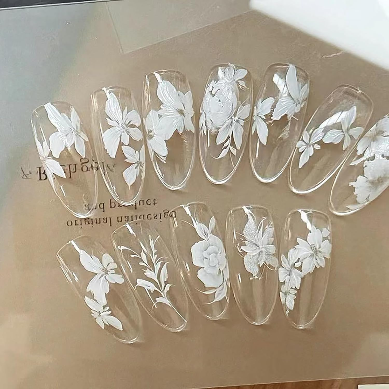 Nail Brush for Drawing Petals and Butterflies, Watercolor Paint Brushes for Oil Painting, Acrylic Paint Brushes（1 Pack） - White image number 5