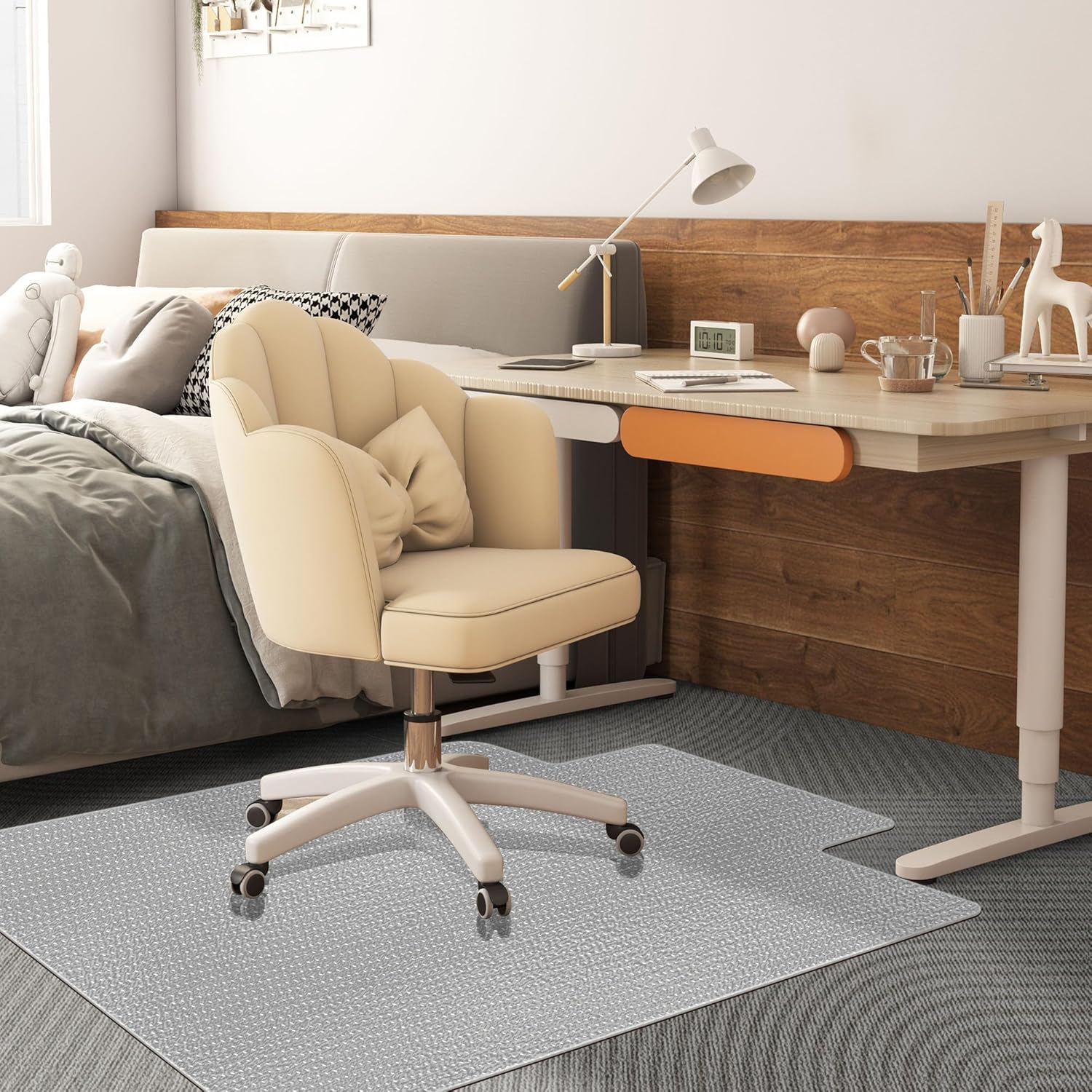 Office Chair Mat for Carpeted Floors 90X120Cm with Lip, Low to Medium Pile, PIONIQUS Heavy Duty Carpet Protector for Office Gaming Desk Chair, Transparent Thick Desk Chair Mat (Not for Hard Floor)