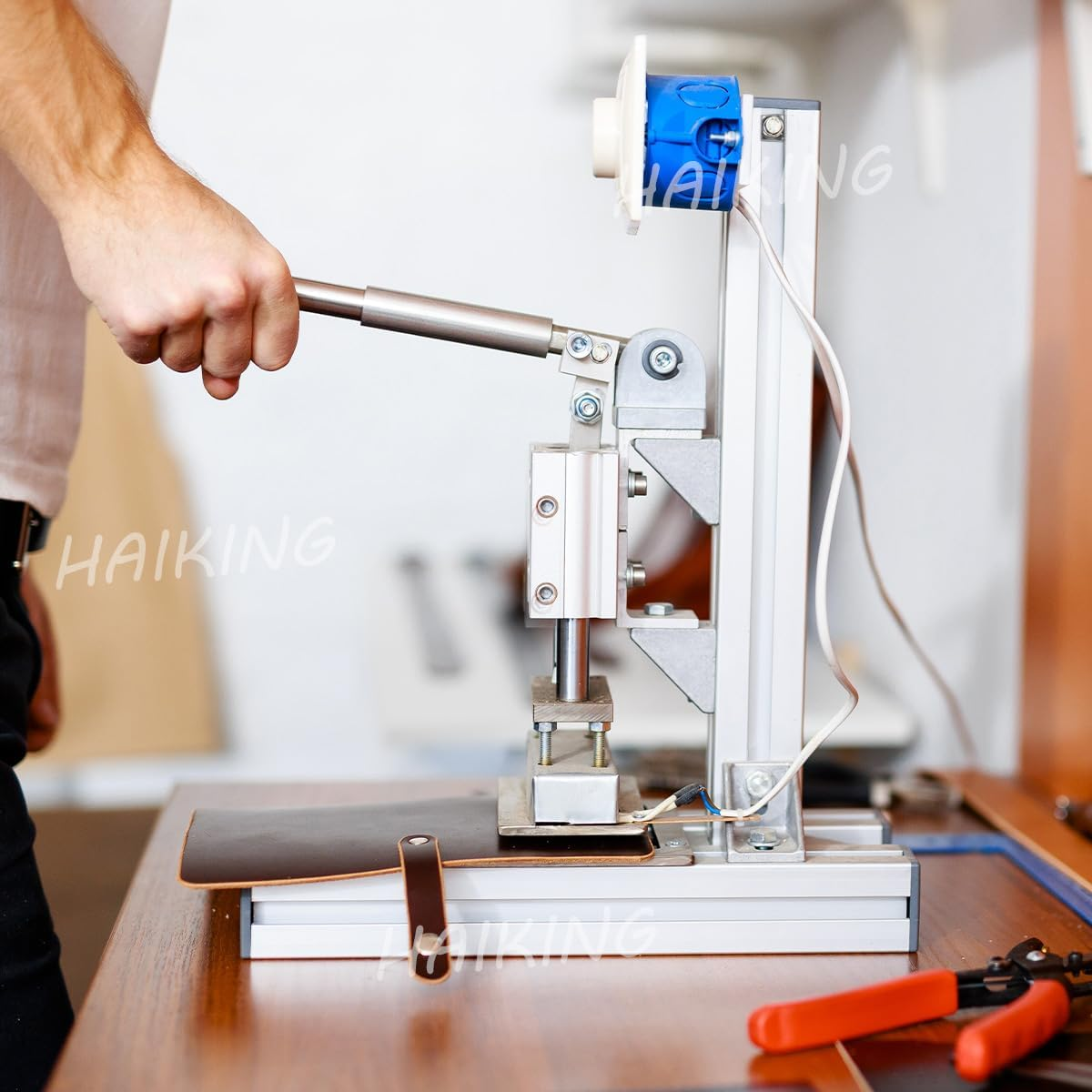 Sliding T Nuts Metric, 100 PCS M5 Thread Slide in Hammer Head T-Nut for Aluminum Extrusion Profile image number 5