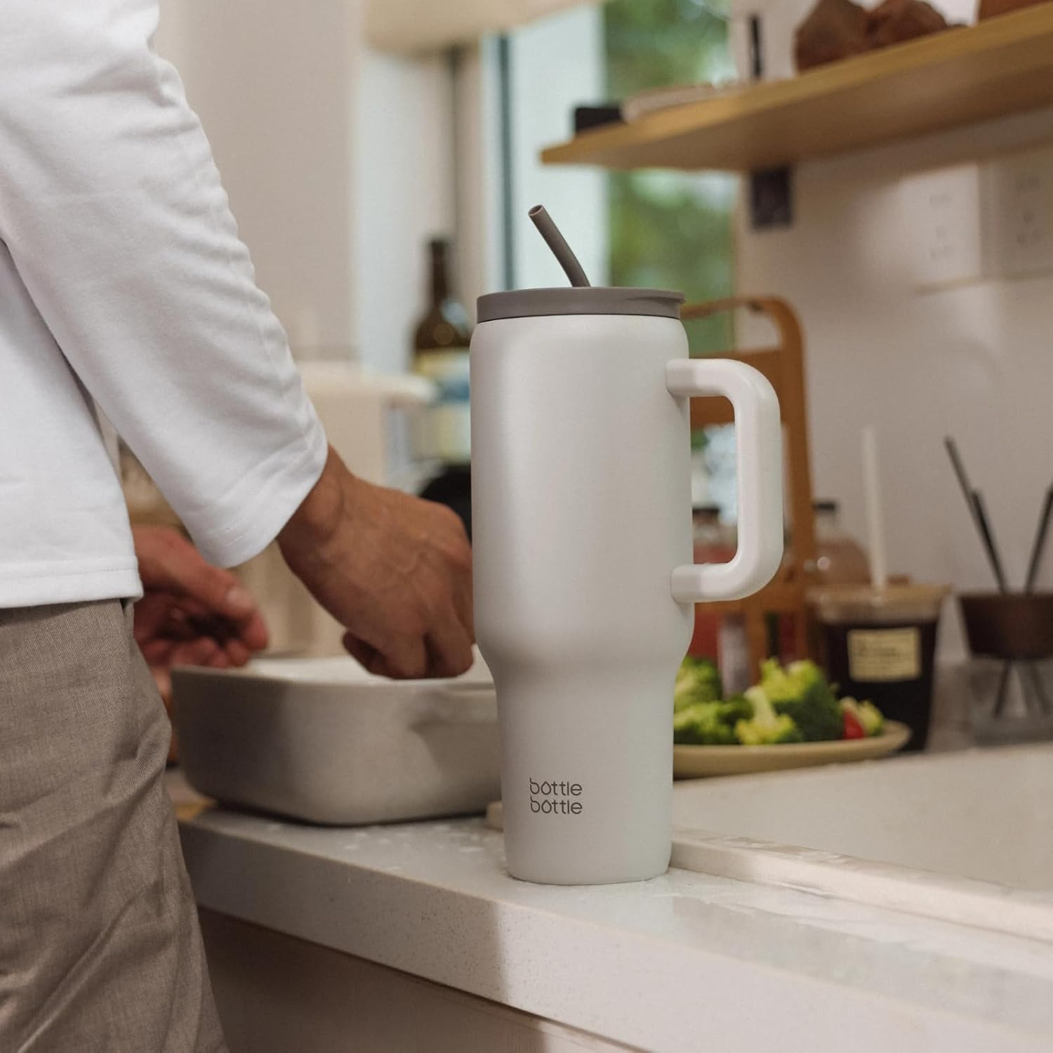 BOTTLE BOTTLE 40 Oz Tumbler with Handle and Straw,Stainless Steel Vacuum Travel Mug,Car Cup with Straw, Stainless Steel Vacuum Water Bottle for Gifts Party Office Coffee (Gray) image number 3