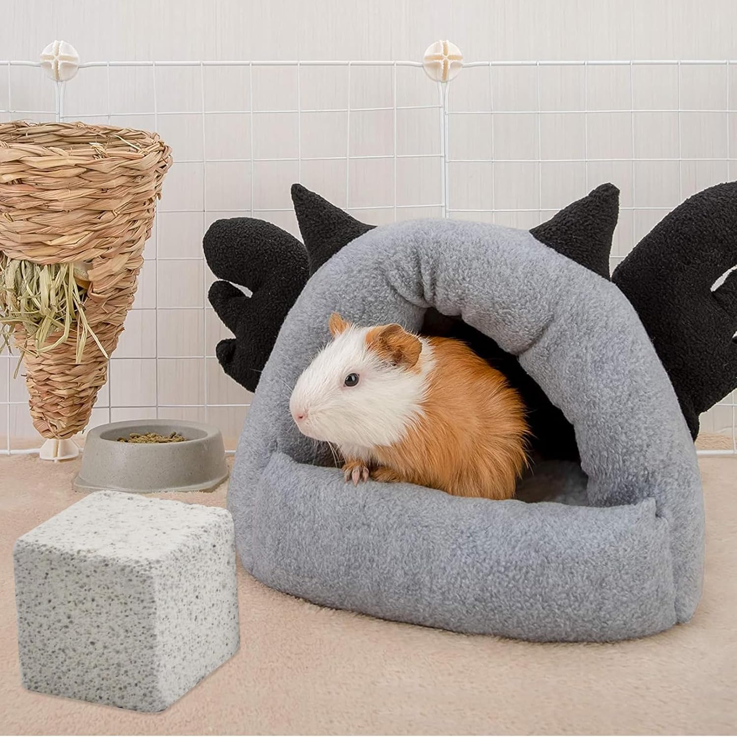 PINVNBY 20 Pcs Rbbits Lava Blocks,Chinchillas Lava Block Hamster Mineral Stone Small Animals Square Calcium Stones Teeth Pumice Grinding Chews Toy for Bunny Hamsters Chinchilla Guinea Pig Rodents image number 2