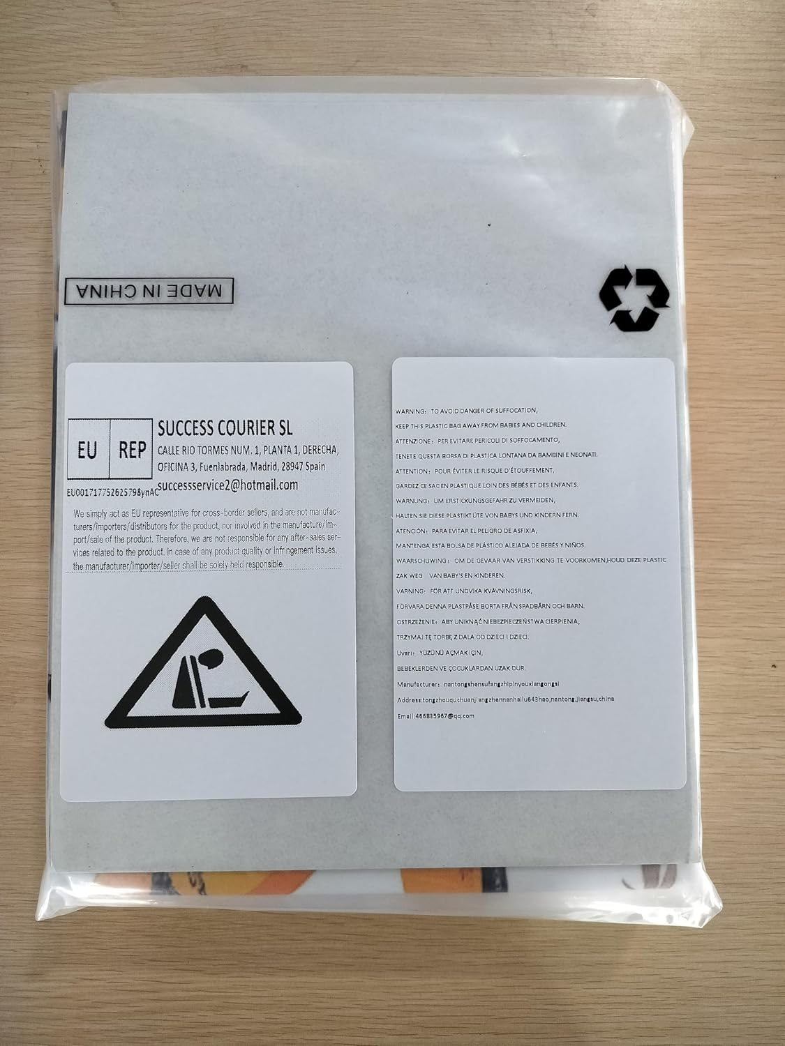 Red Grey Black Plaid Bedspread Quilt, 3D Abstract Geometric Bed Linen for All Season Bedroom, Black Stripes Lines 240 X 220 Cm Duvet Set with 2 Pillowcases for Boys Girls image number 1