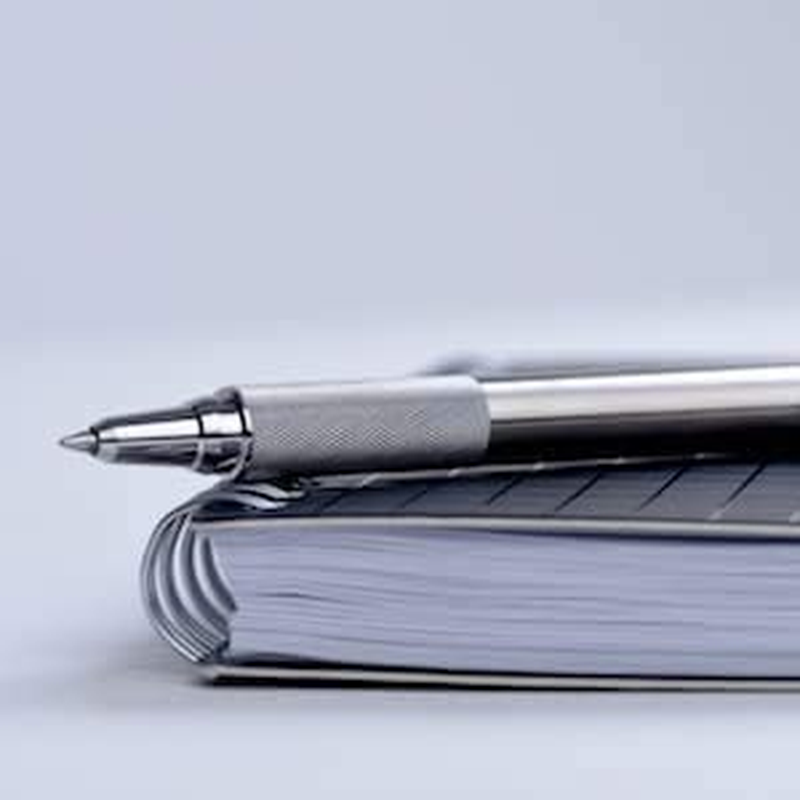 Zebra F-701 Metal Pen, 0.8Mm Fine Point Retractable Stainless Steel Ballpoint Pen, 1 Black Pen with 2 Refills image number 5