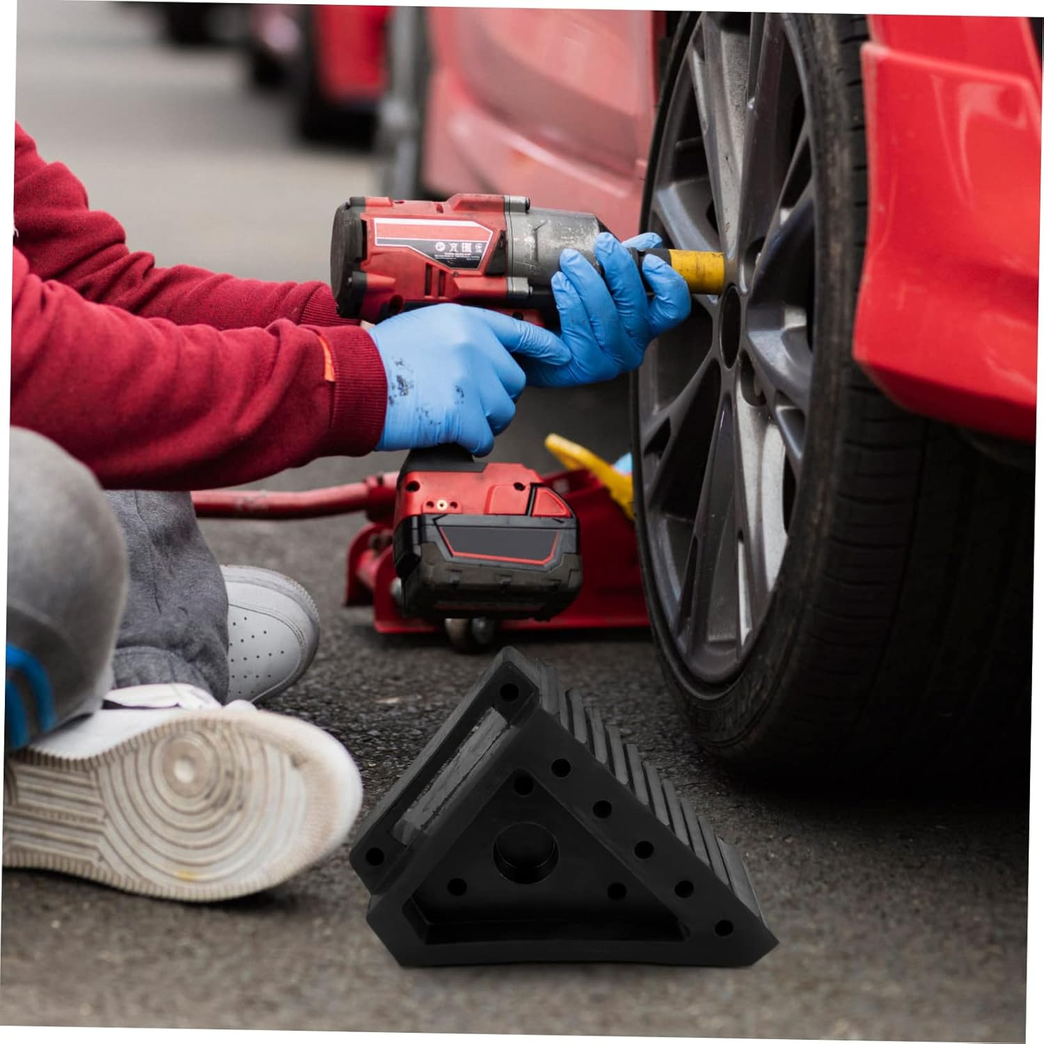 CIYODO Heavy Duty Rubber Wheel Slip Stopper Tyre Blocks for Car Truck Camper Trailer Secure Parking Ramp image number 3