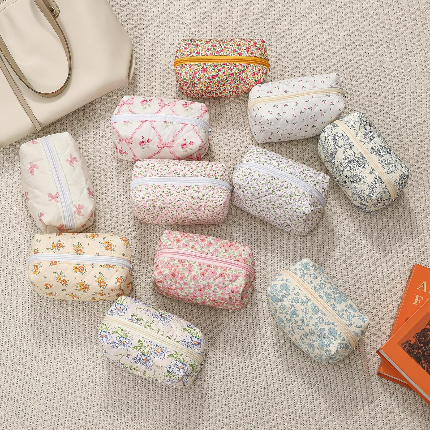 Cute Small Makeup Bag,Quilted Floral Cotton Cosmetic Pencil Pouch, Quilted Flowers Pencil Case with Zipper, Kawaii Travel Toiletry Bags for Purse, 12White Bear - 02Blue Flower image number 4