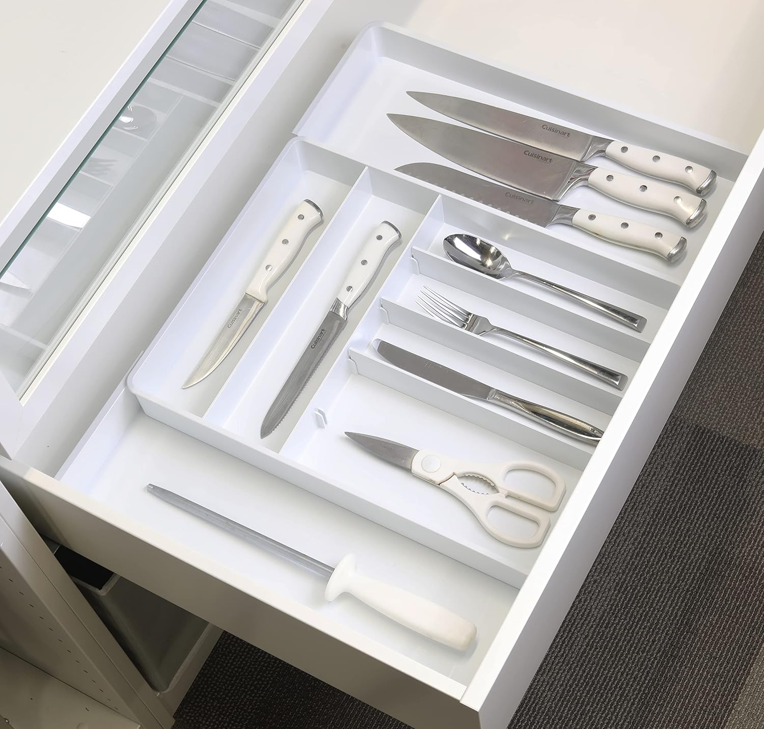 Simplehouseware Expandable Cutlery Drawer Organiser, Adjustable Flatware and Utensil Tray for Kitchen, White image number 4