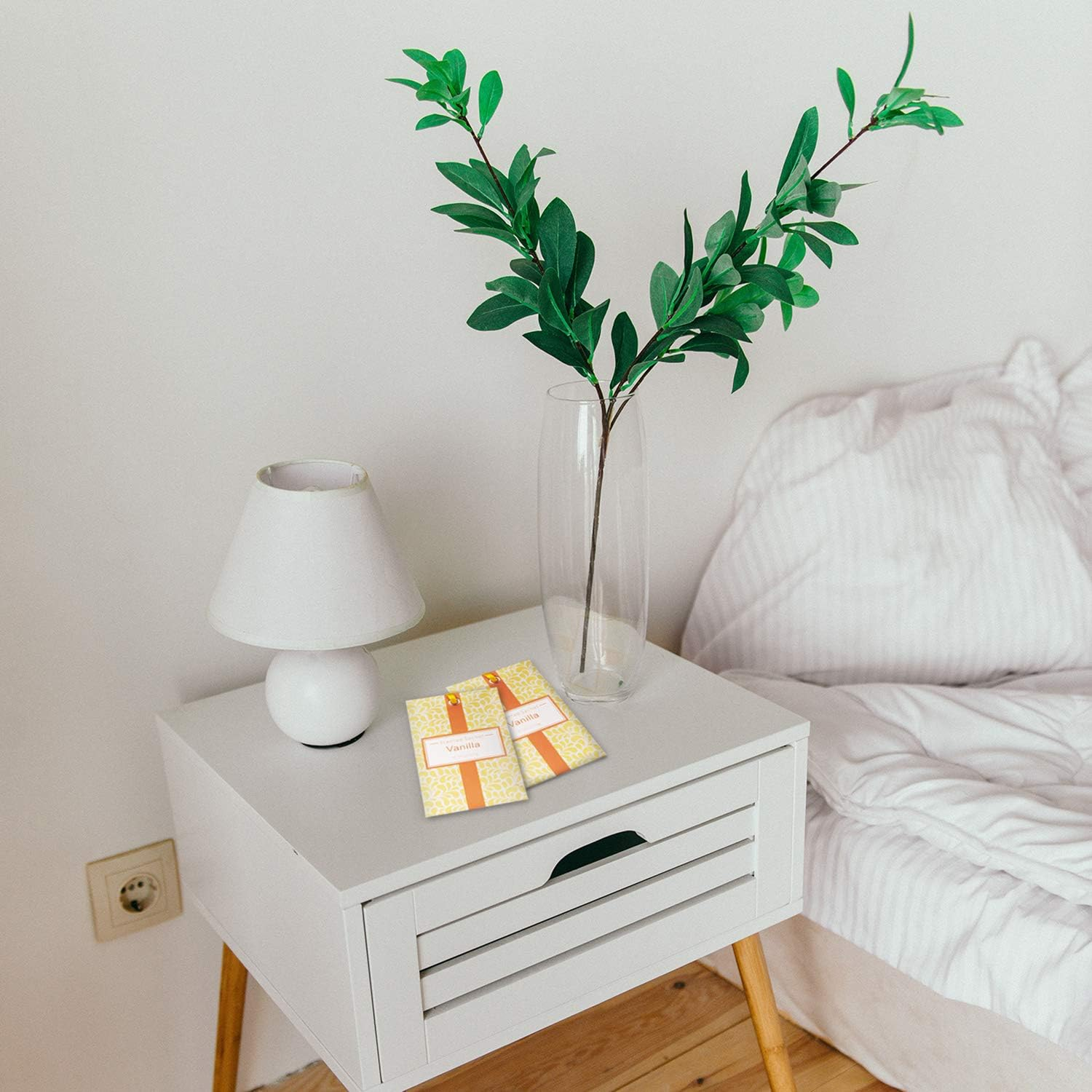 LA BELLEF&Eacute;E Scented Sachet,14-Packs Vanilla Fragrance Packets Perfume Envelopes Sachets, Idea Home, Wardrobe, Drawer, Car, Closets Vanilla Schets-14 image number 3