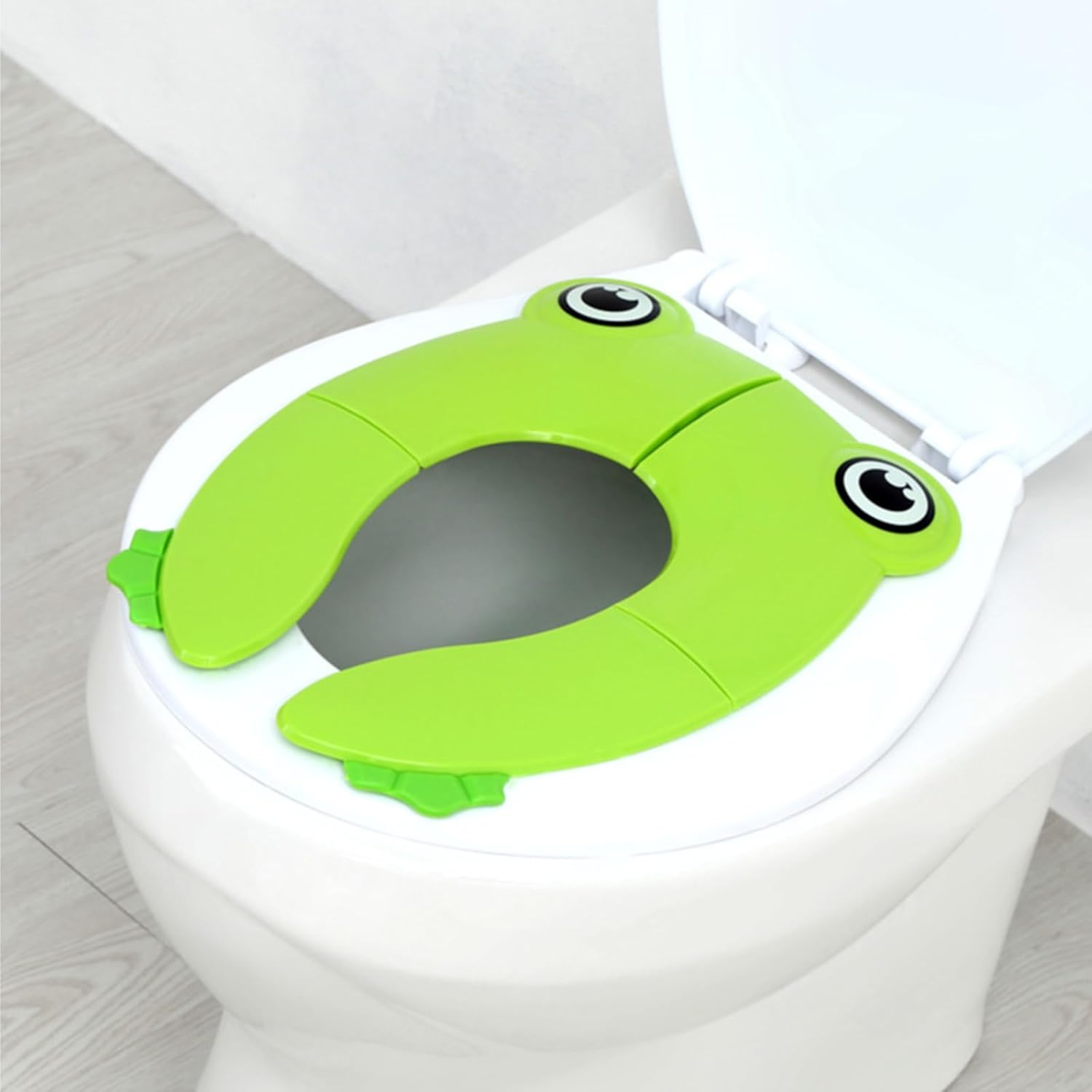 Beleeb Portable Toilet Seat Cover with Non-Slip Pads, Foldable Potty Training Seat for Toddlers, Reusable Travel Kids Toilet Seat with Carry Case, Green image number 1