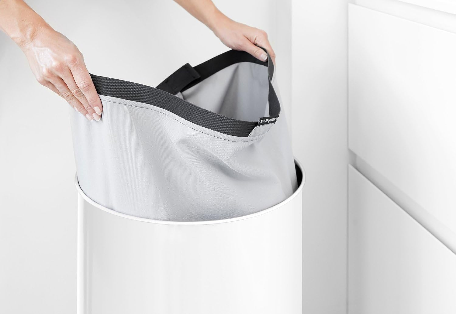 Brabantia Laundry Bin Bag, 35 Litre Capacity, Grey image number 4