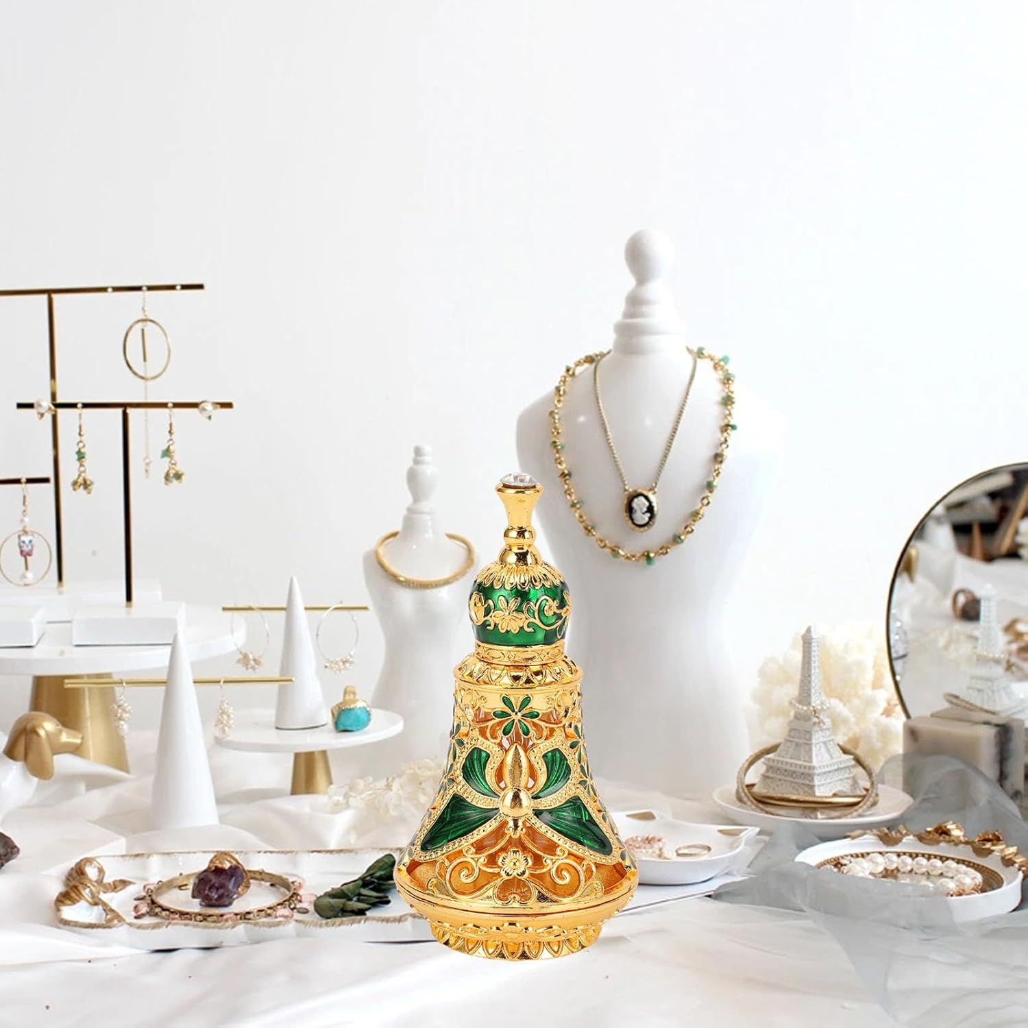 Haofy Pattern Vintage Refillable Perfume Bottle Middle Eastern Style Oil Bottle, Zinc Alloy Material Suitable for Essential Oils, Fragrances, Liquid Cosmetics Vintage Perfume Bottle (Gold+Green)