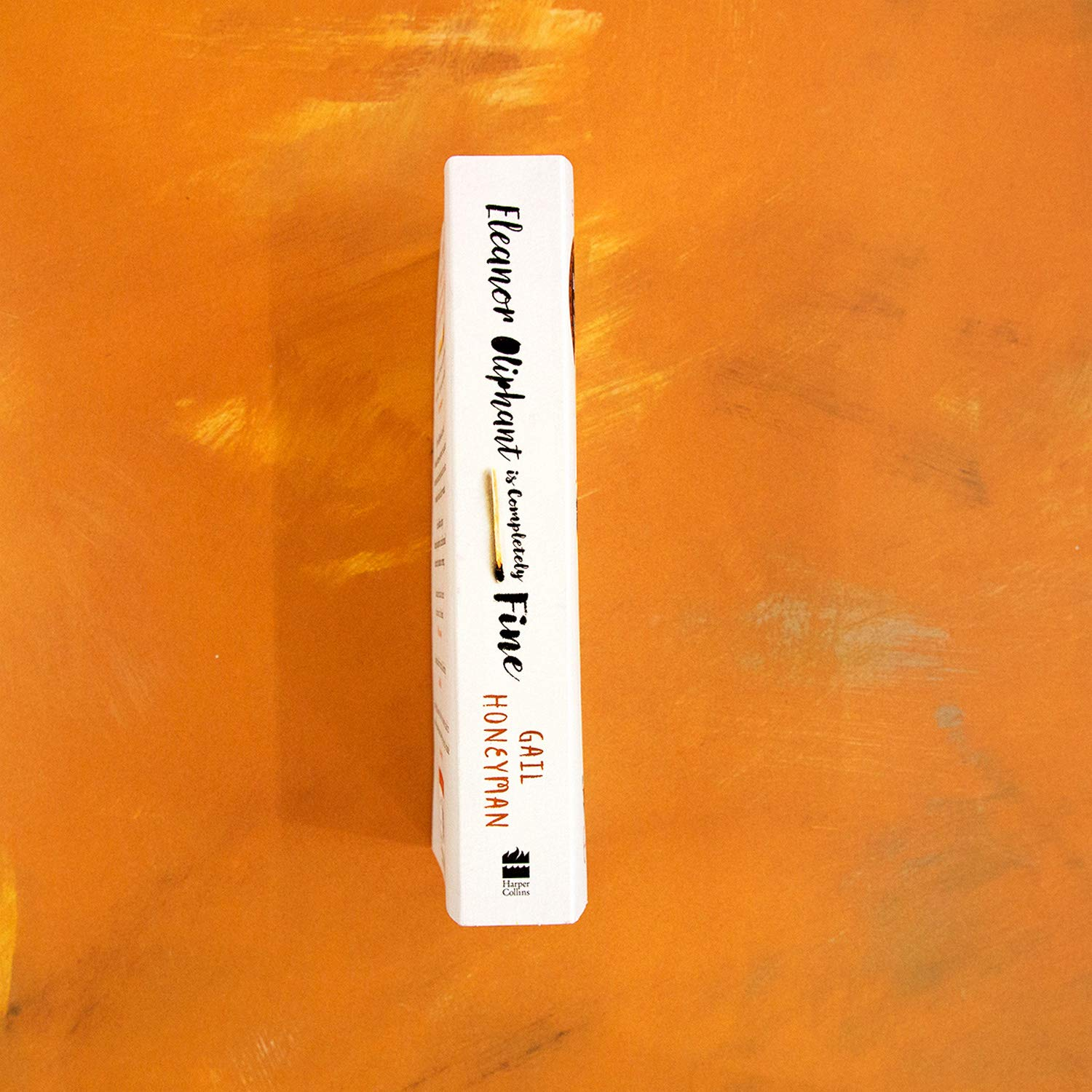 Eleanor Oliphant Is Completely Fine: Debut Sunday Times Bestseller and Costa First Novel Book Award Winner image number 6