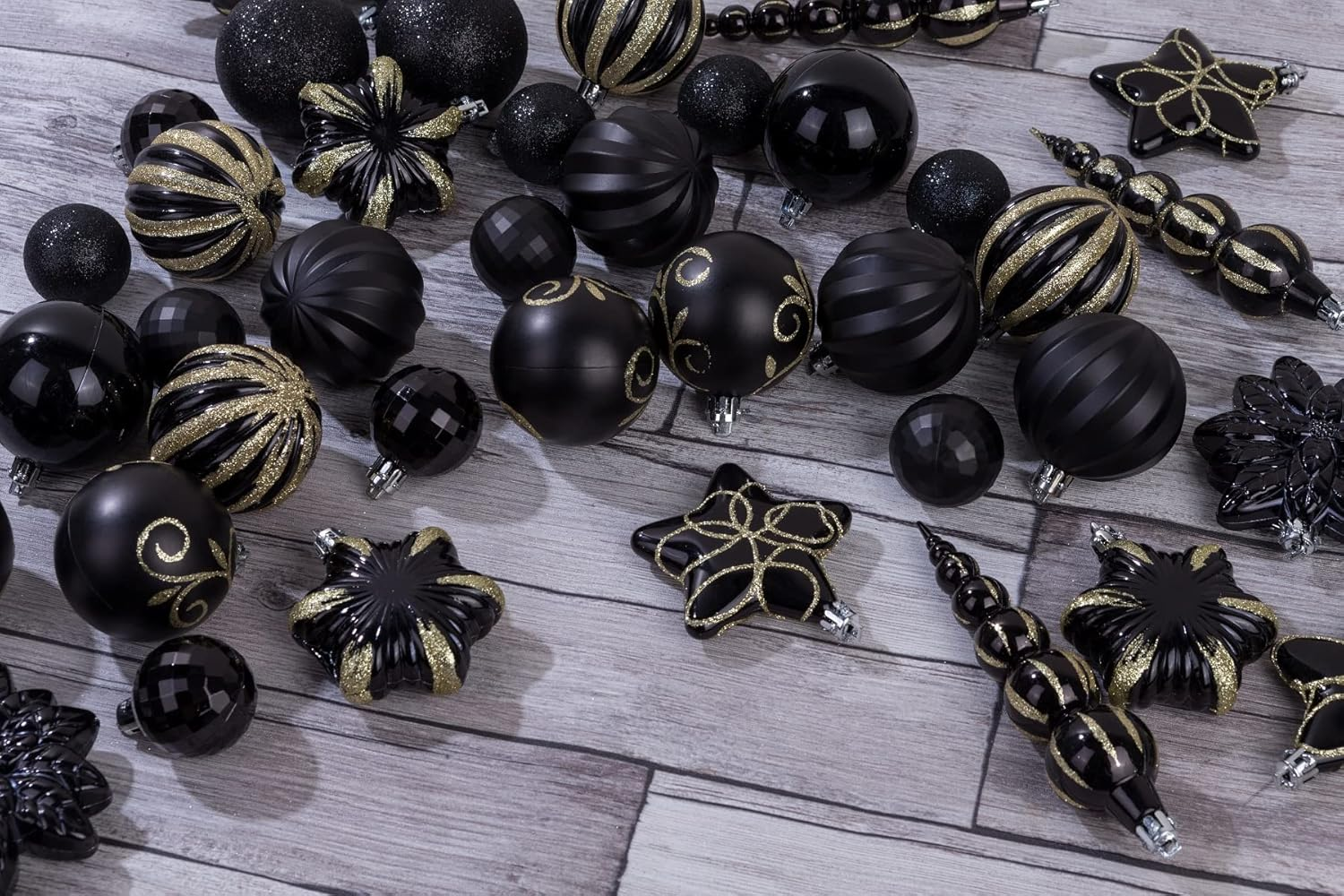 73Ct Assorted Shatterproof Christmas Ornaments Luxury Collection Set in Reusable Hand-Held Gift Package for Christmas Tree Decoration (Black) image number 5