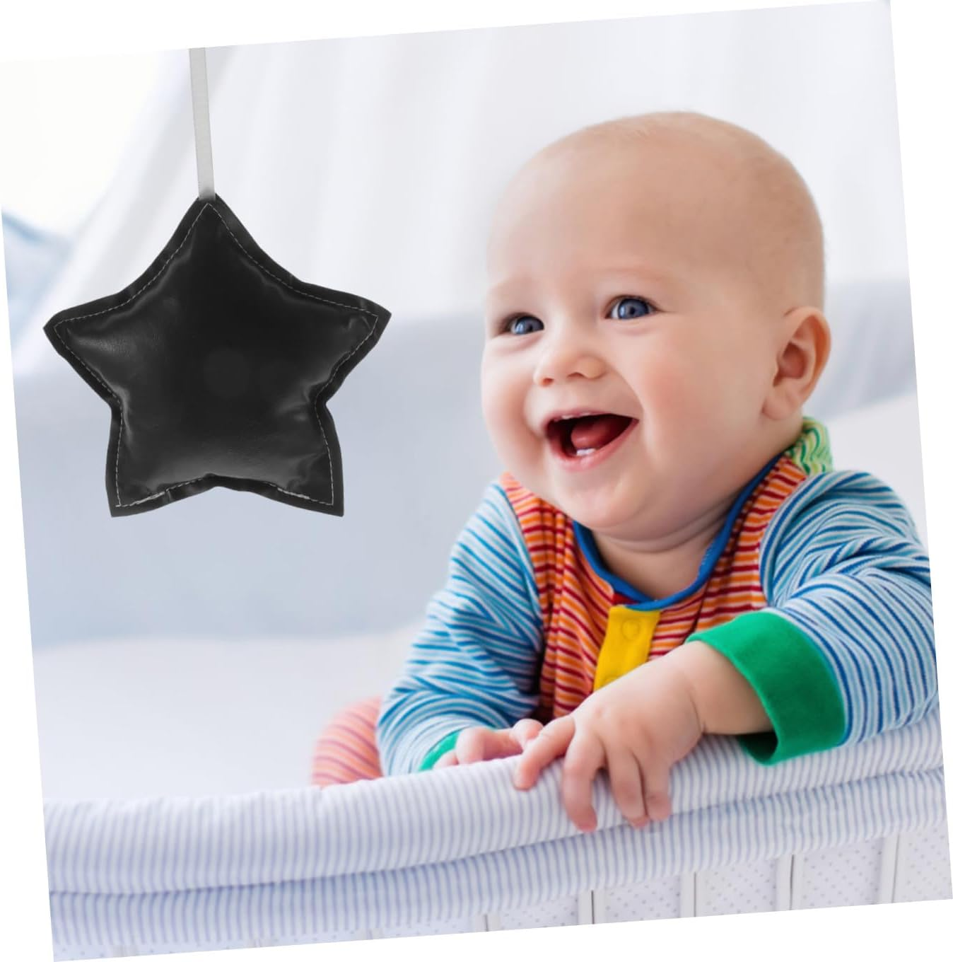 BESPORTBLE 3Pcs Star Moon Heart Hanging Ornament Bedroom Decor Wall Ornament Nursery Pendant Boys and Girls Decorative Pendant image number 2