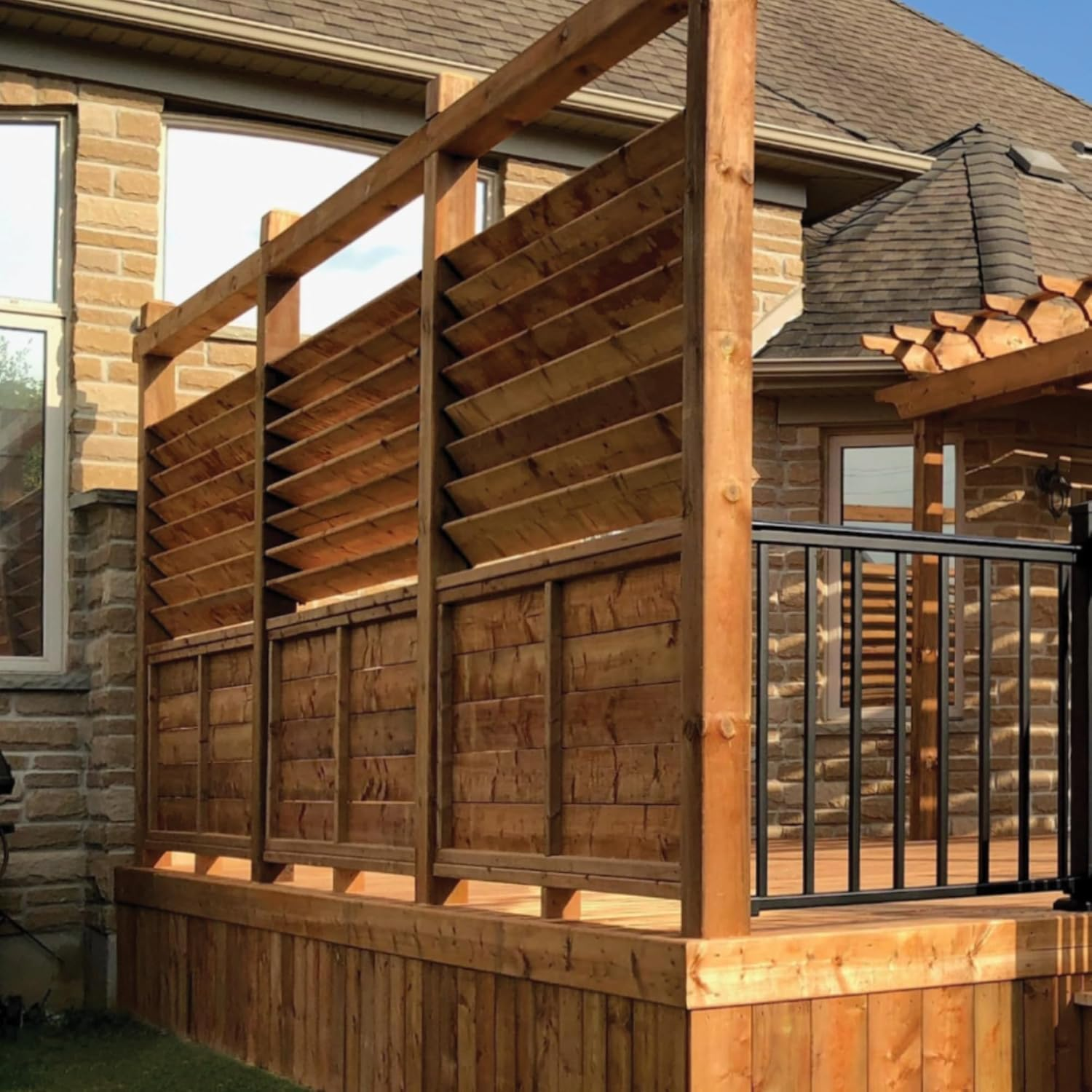 Nuvo Iron LSB48 Hardware System-Holds up to 11 Boards Louver, Black