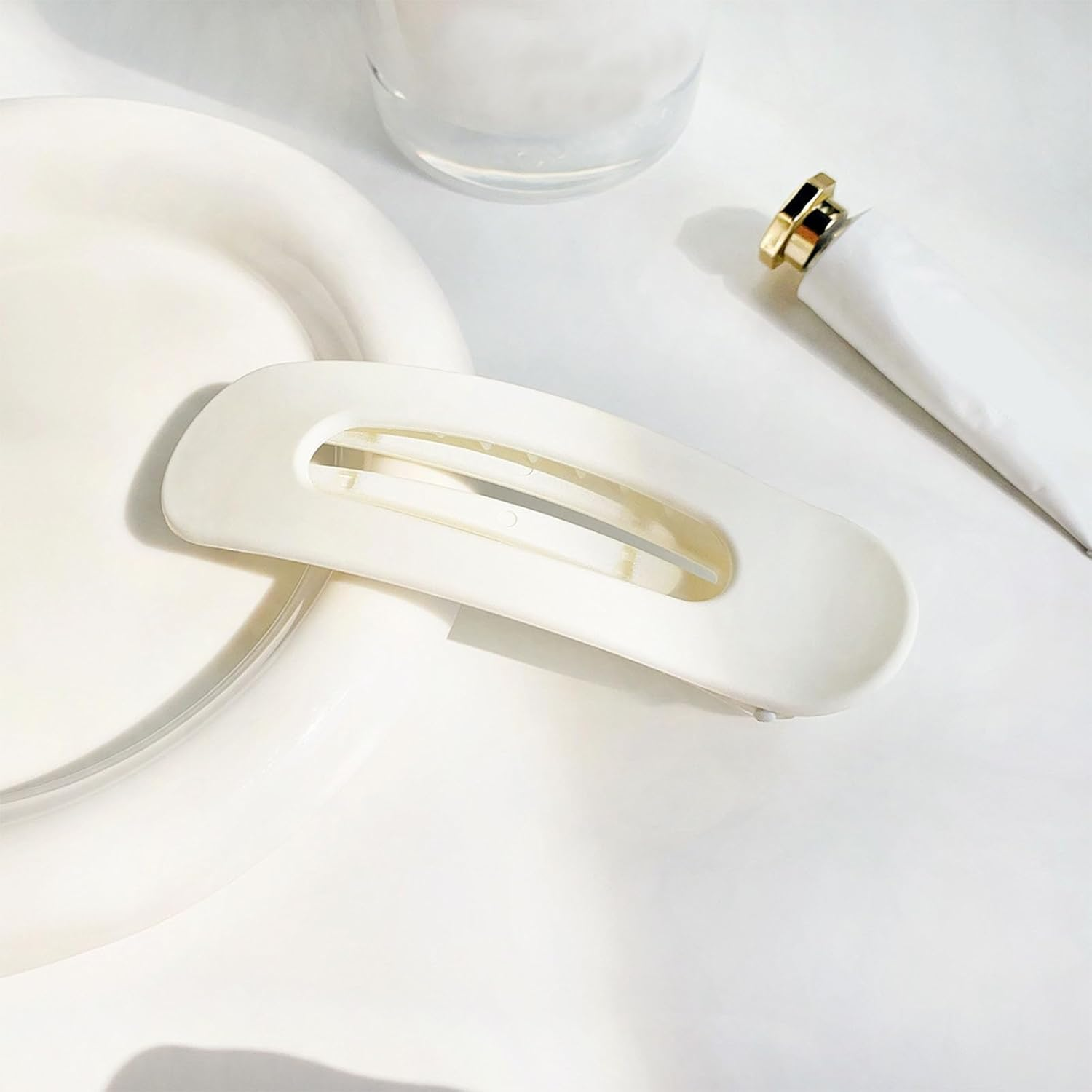 Ruzister&reg; Pack of 12 Flat Claw Clips for Women, Non-Slip Alligator Hair Clips in Neutral Colours, Ideal for Daily Use, Durable Multicolor image number 2