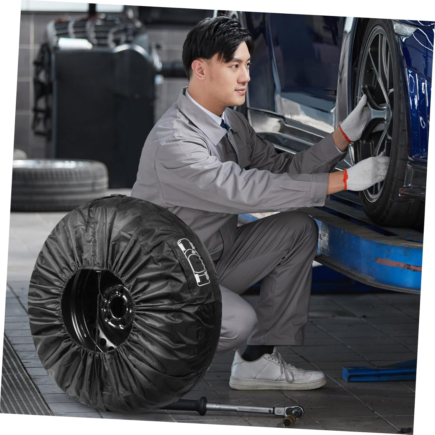 GLEAVI 4Pcs Spare Tire Cover for Cars Automotive Tire Protector Wide Compatibility Sunlight and Wear Resistant Polyester Easy Storage Design image number 2