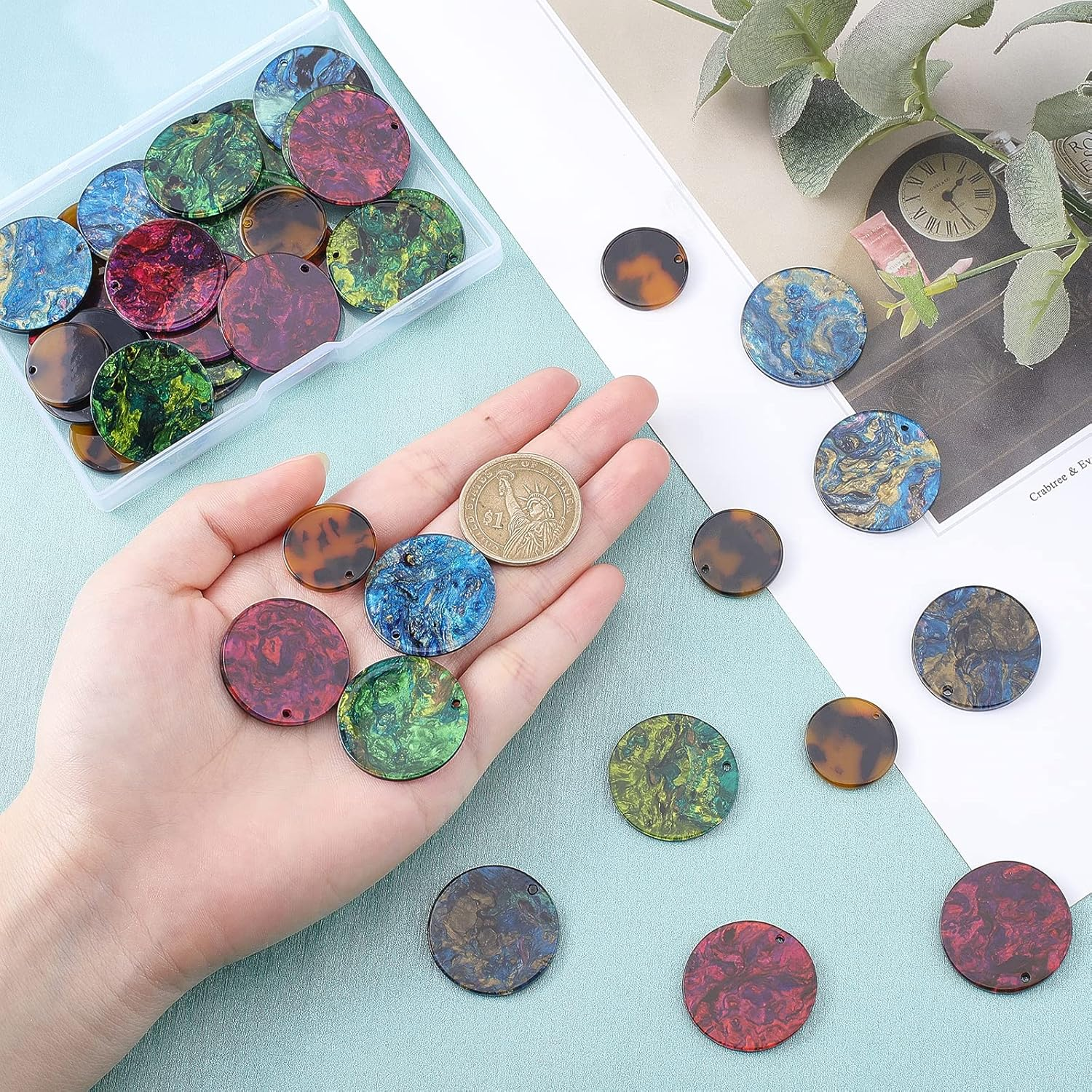 Pandahall 40Pcs 4 Color Resin Flat round Charms, Cellulose Acetate Pendants Geometric Crafts Charms with Hole for Necklace Earring Jewelry Making, 27.5Mm/1.08Inch image number 5