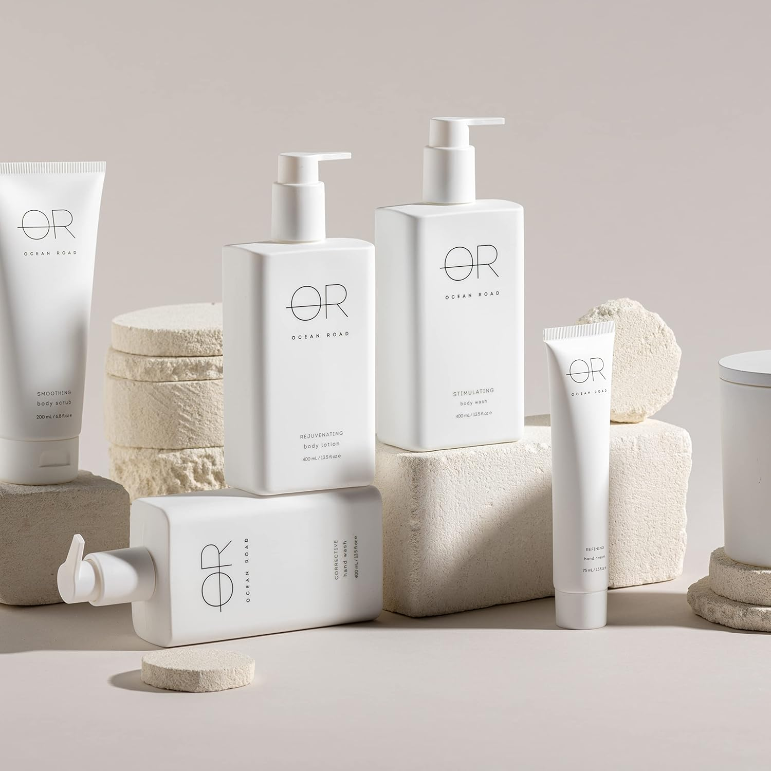 Ocean Road White Body Wash 400Ml - Immerse Yourself in Pure Refreshment with This Luxurious Cleansing Experience, Leaving Your Skin Silky Smooth and Revitalized image number 1